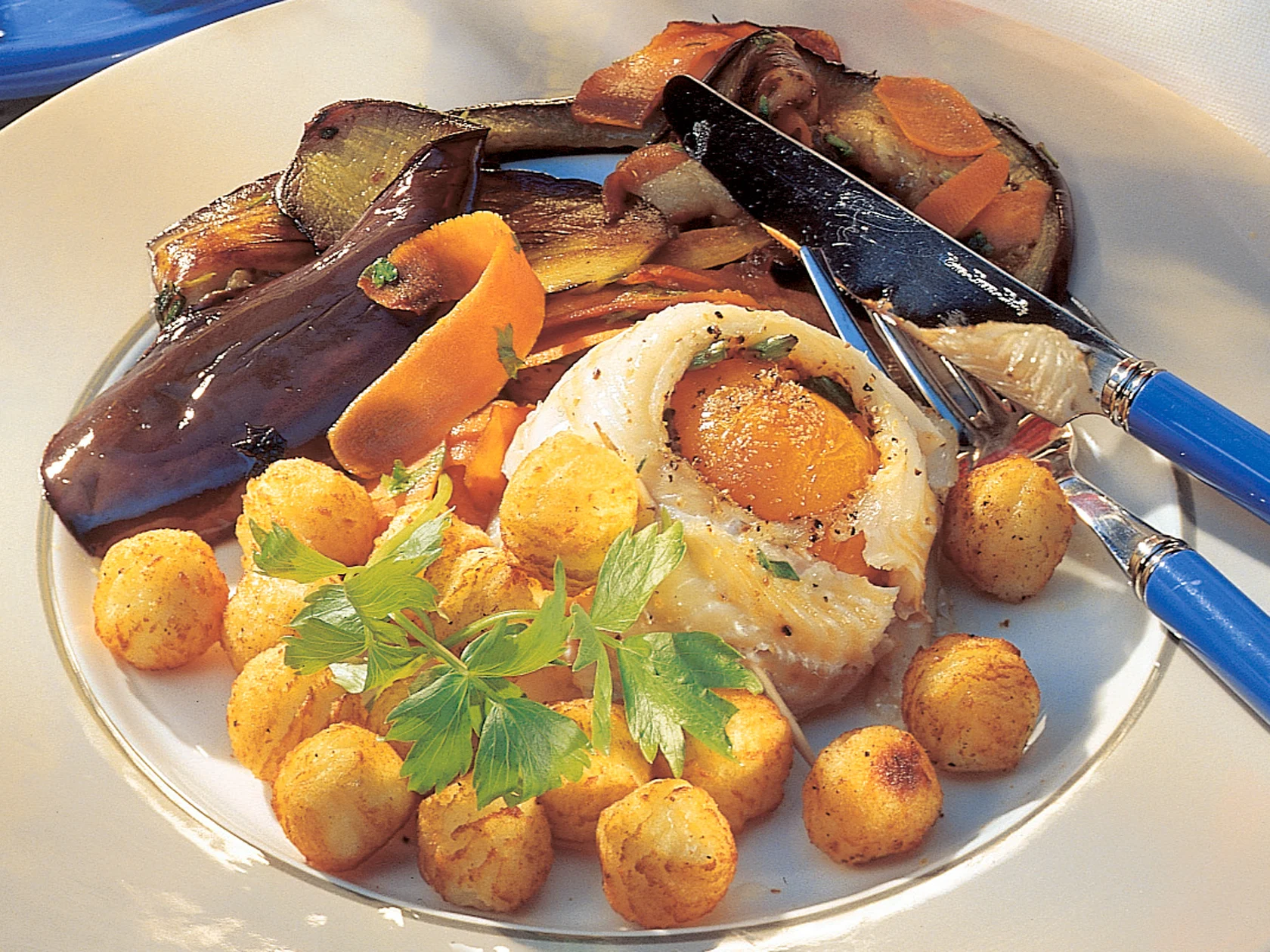 Tomaatti-kalakääröt