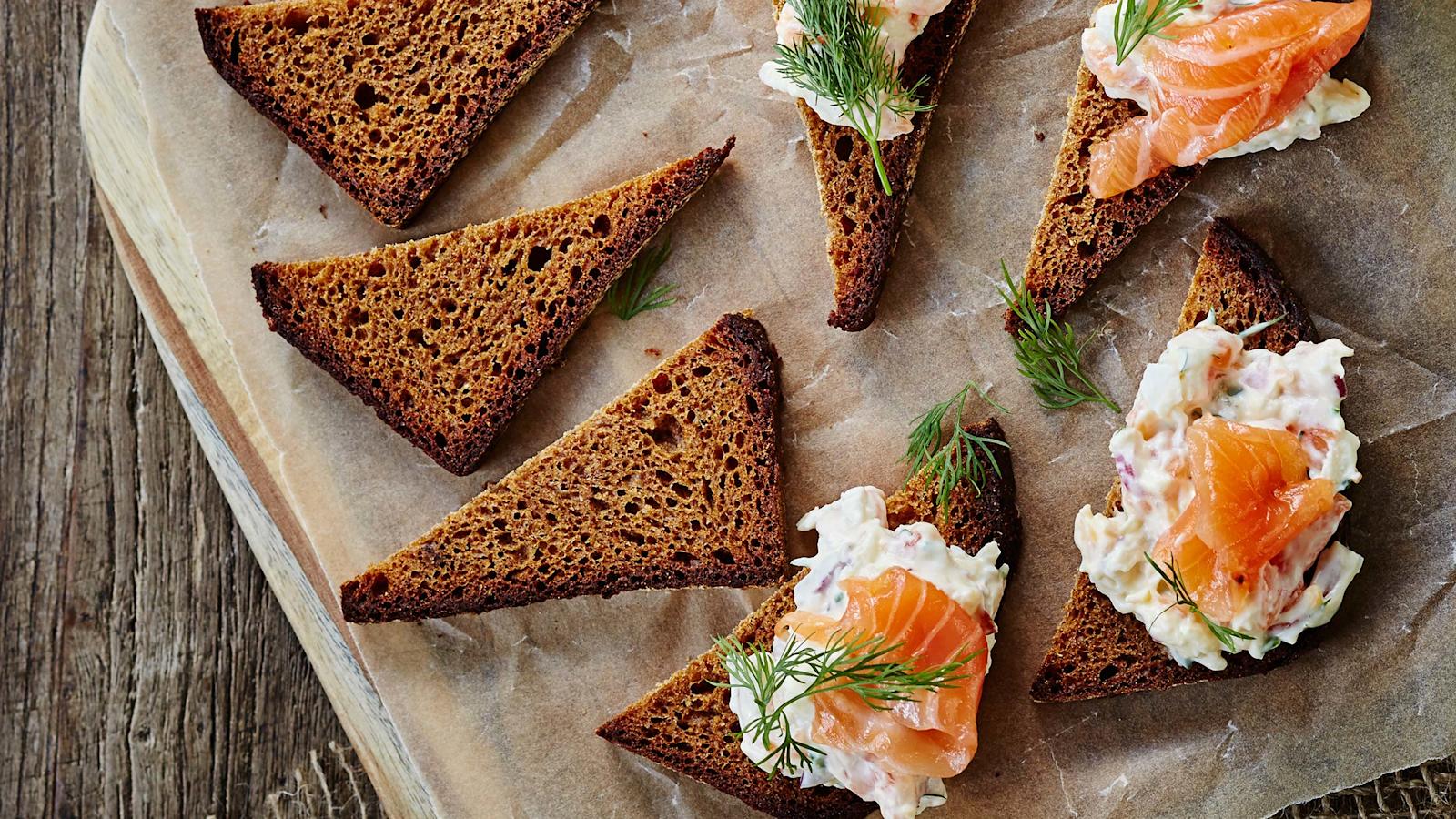 Graavilohi-saaristolaisleivät