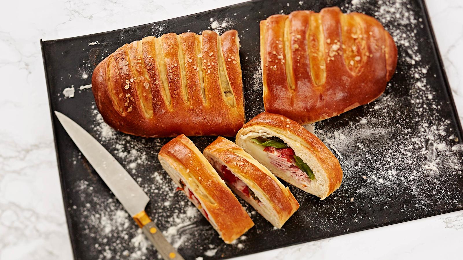 Täytetty mozzarellaleipä