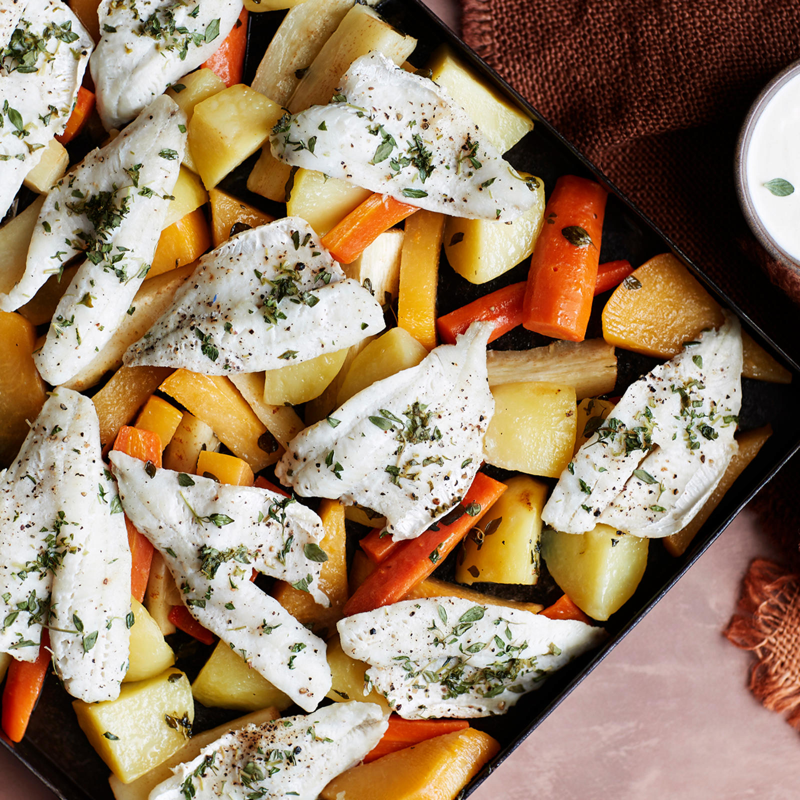 Helppo juures-kalapelti