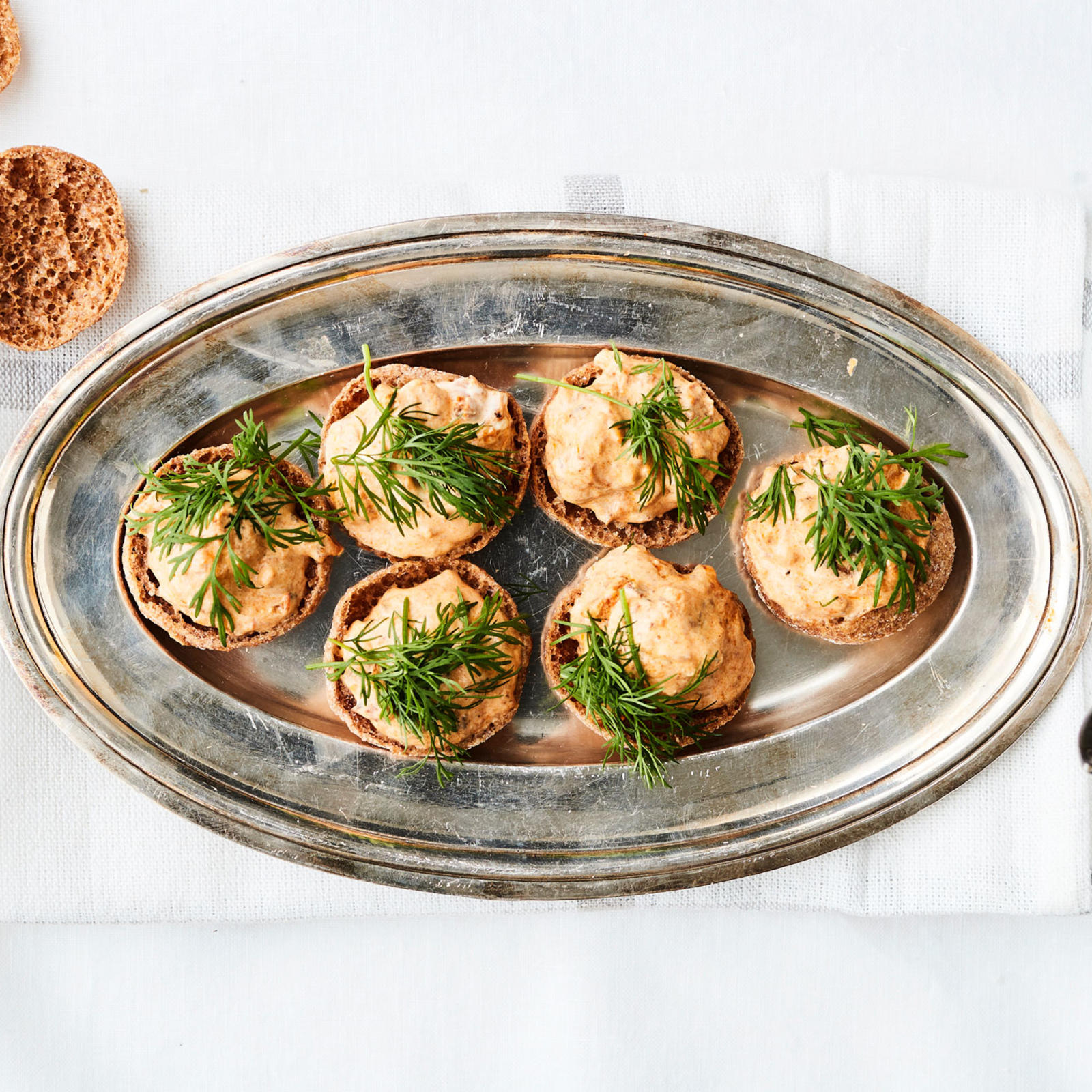 Savusärki-tuorejuustonapit