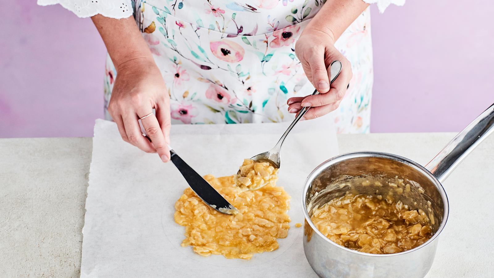 Rapea mansikkakakku vaihekuva 2