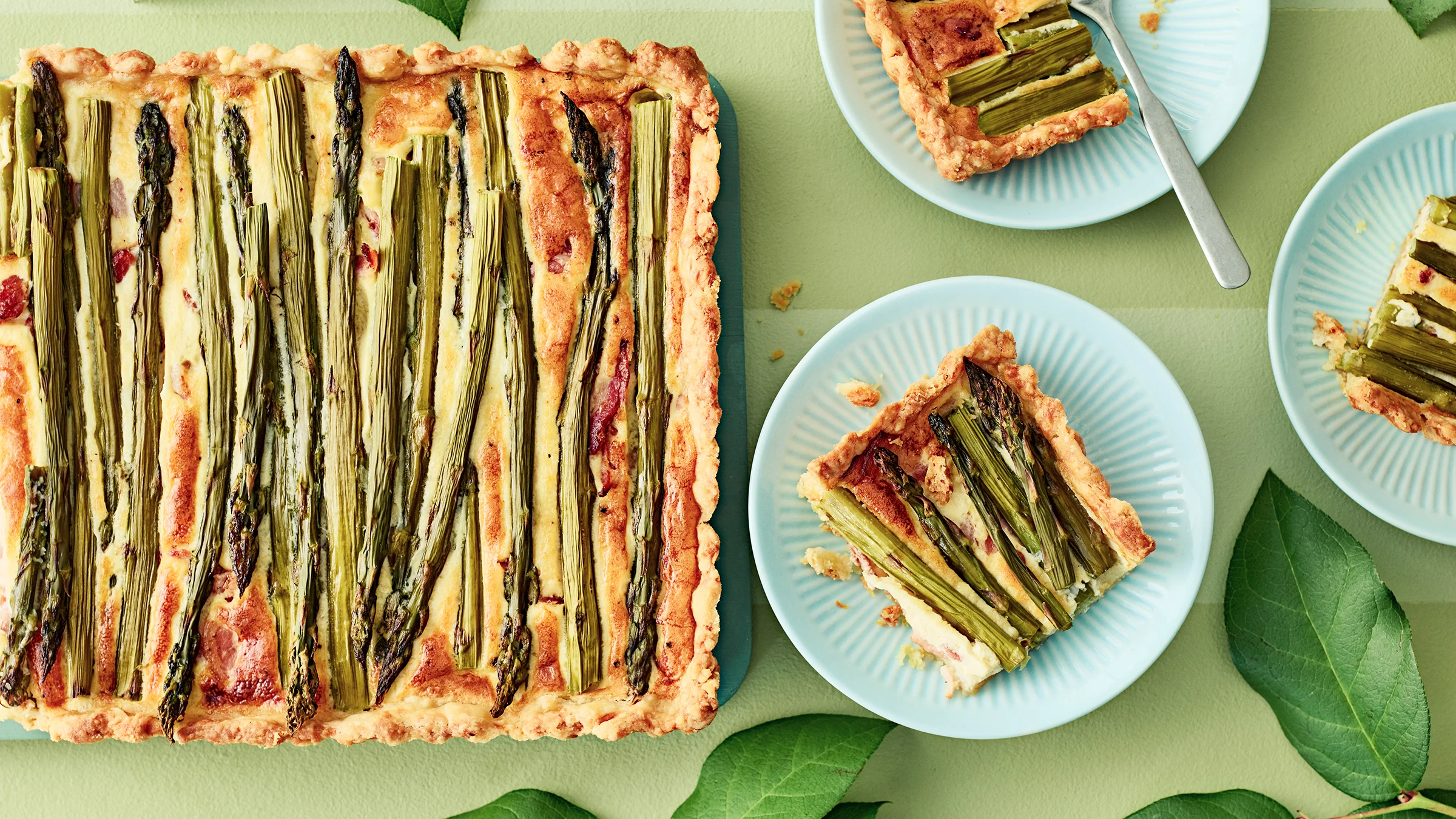 Parsa-pekonipiirakka