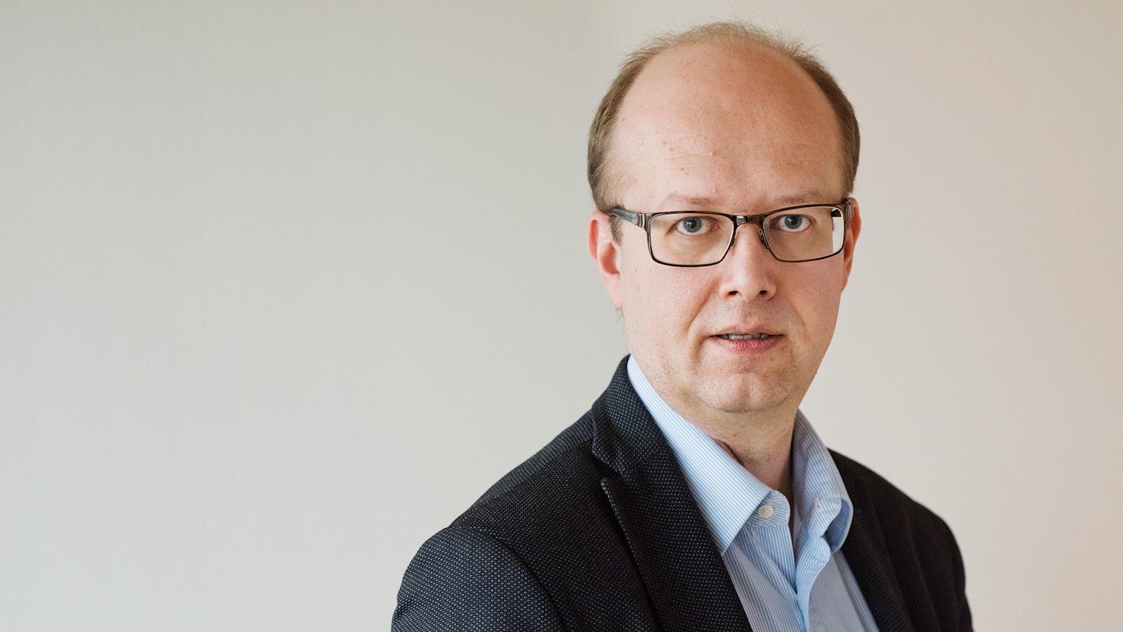 Asiantuntija Esa Iivosen mukaan Suomi on kohdellut lapsiperheitä sosiaaliturvassa huonosti