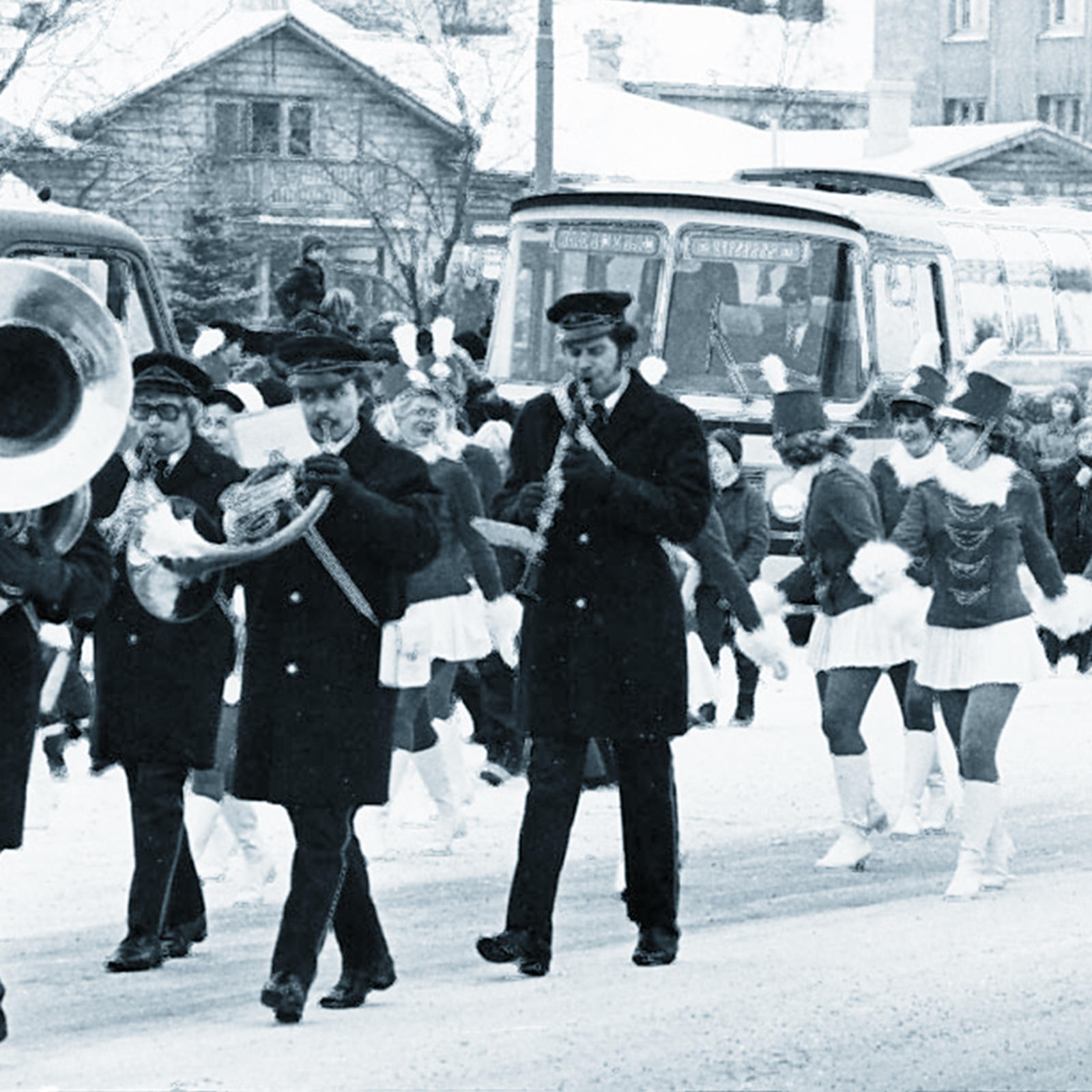 Seppälän Prisman avajaiskulkue 1972 Jyväskylässä