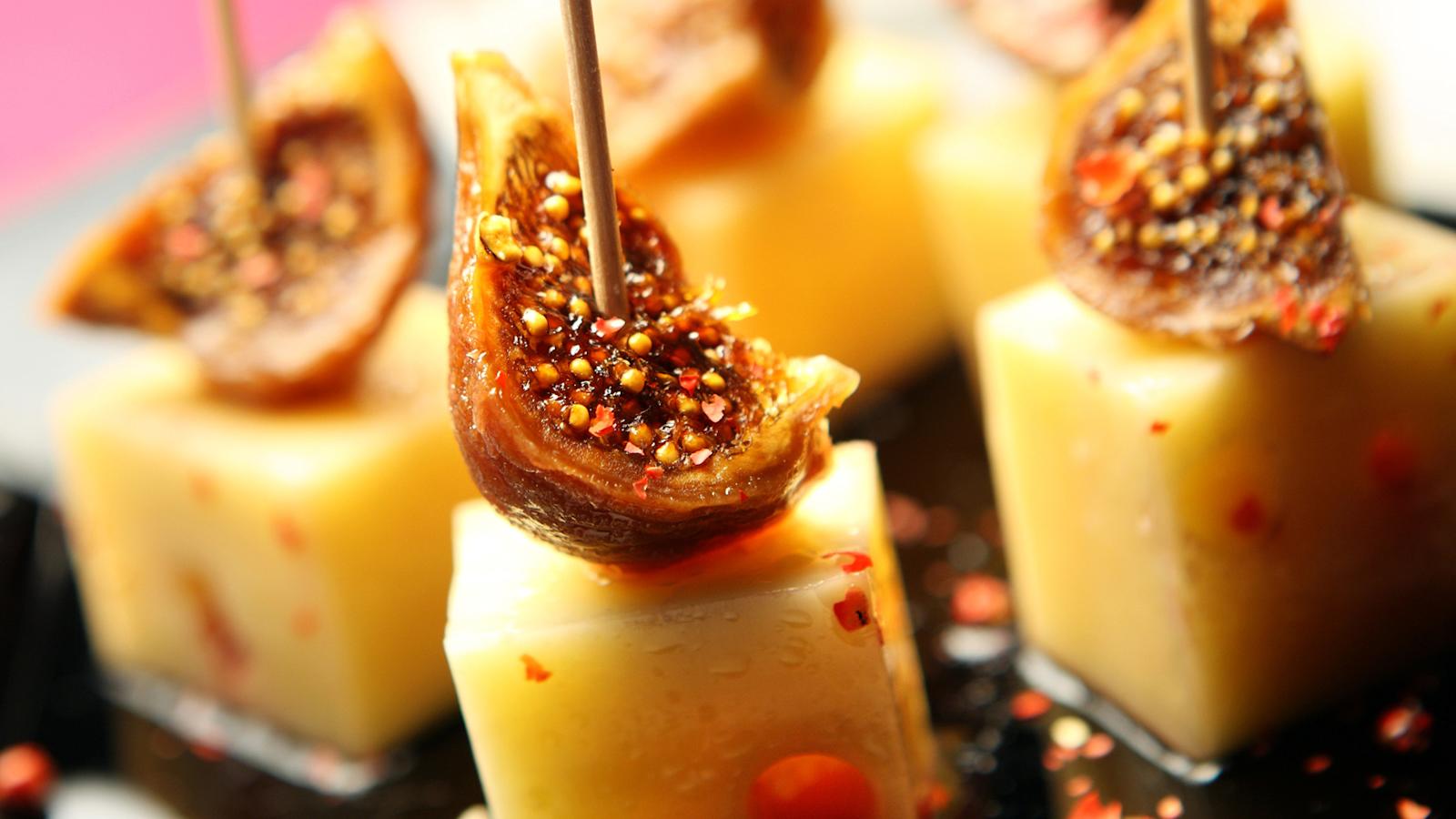 Glögimarinoidut juustopalat