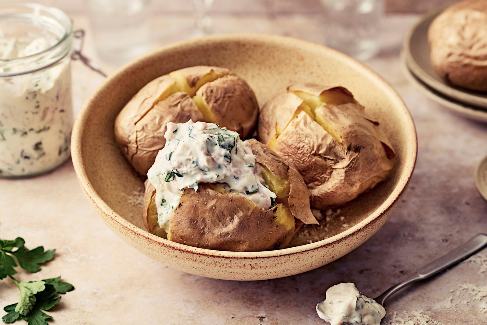 Uuniperunat ja kanatäyte