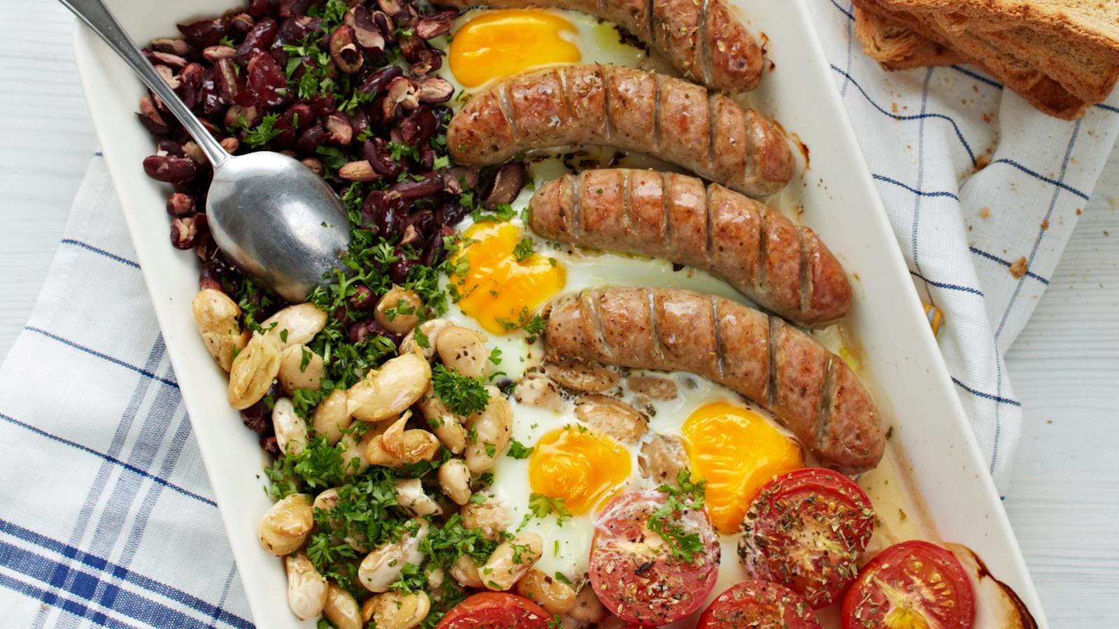 Brittiläinen aamiaisvuoka