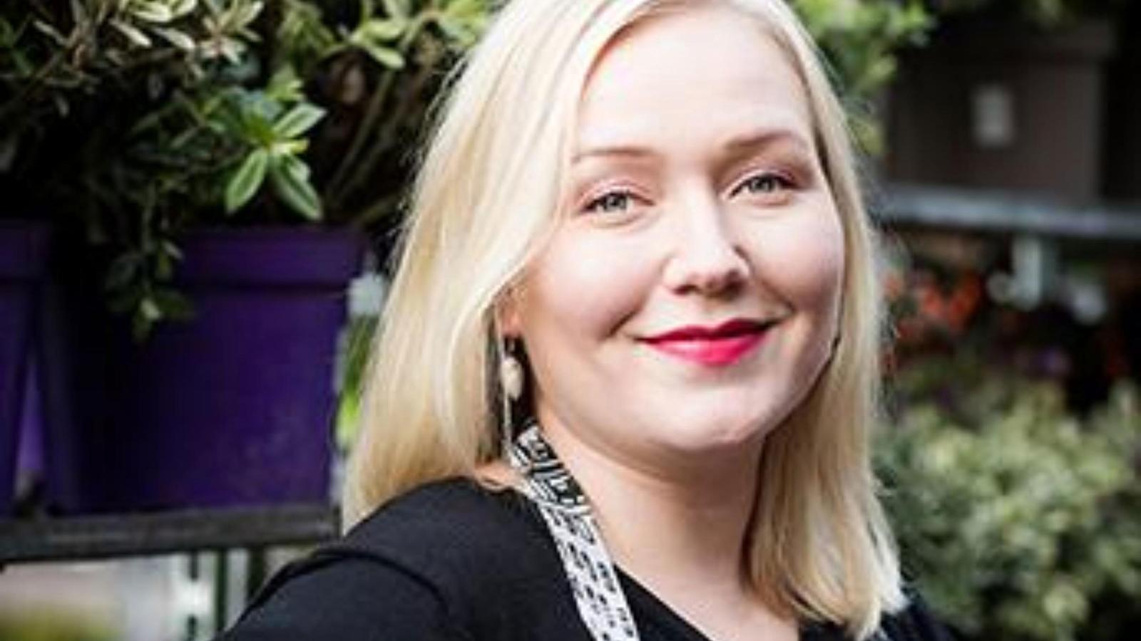Anna Salomaa on HOK-Elannon Kukkasitomon floristi.