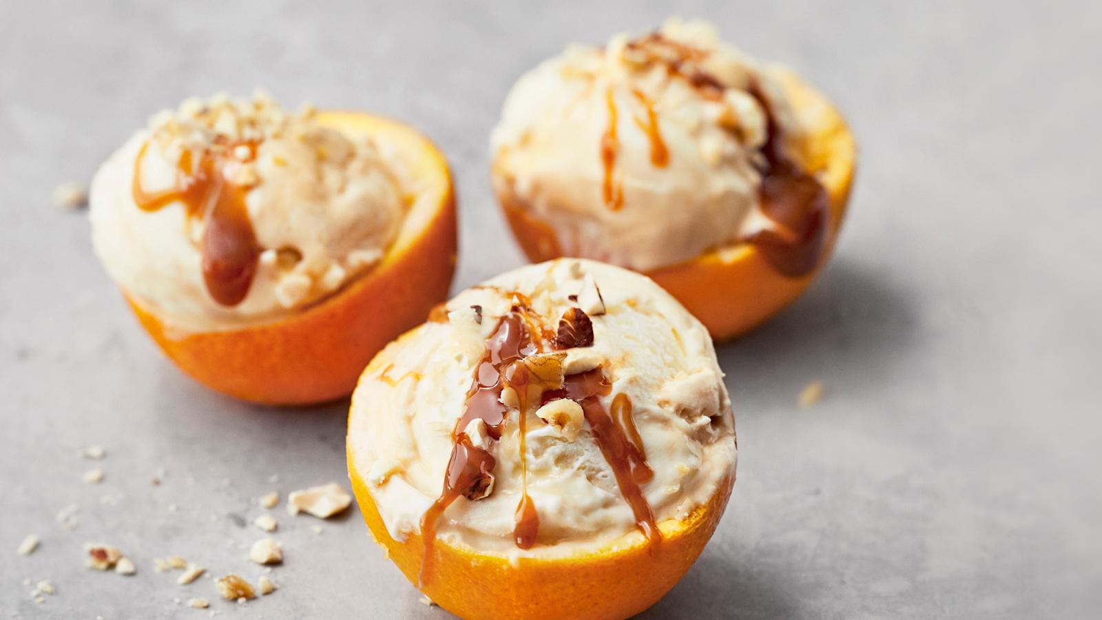 Appelsiinin kuoret kuppeina