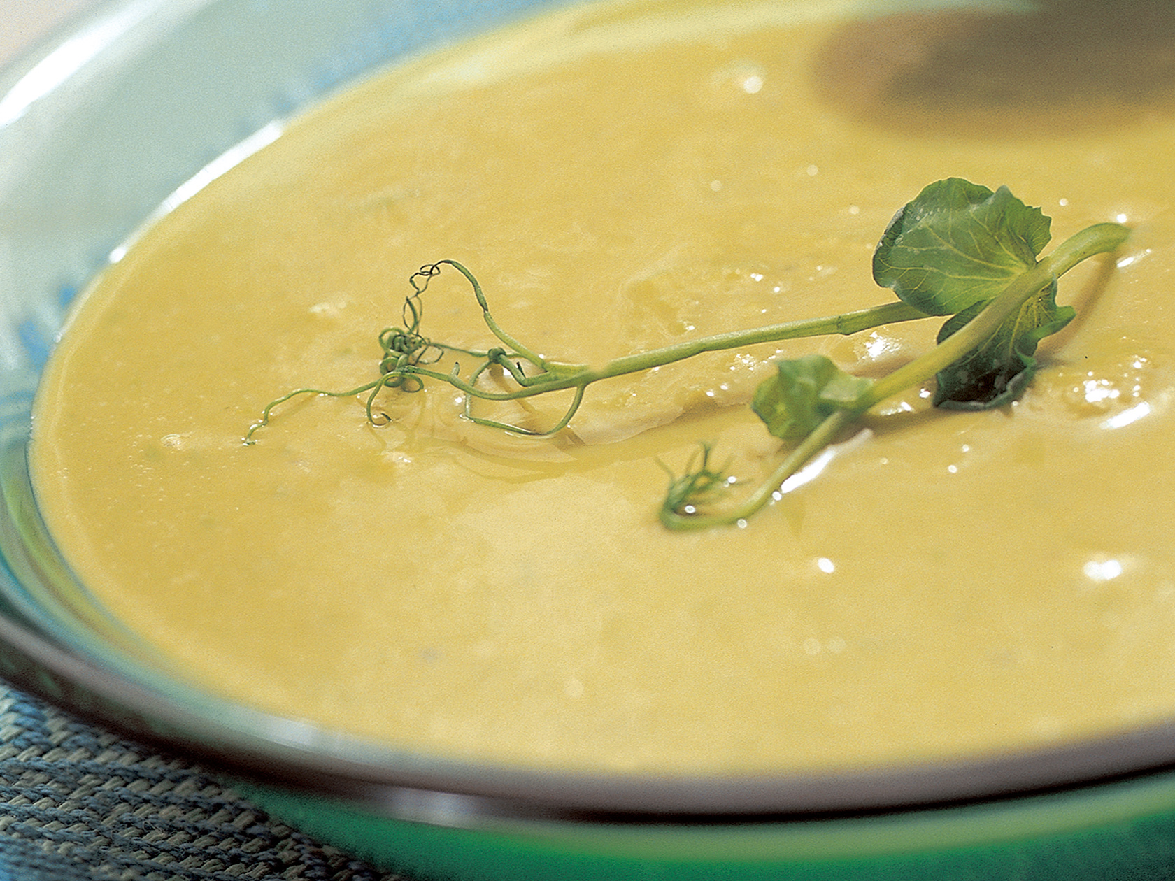 Pikantti hernesosekeitto