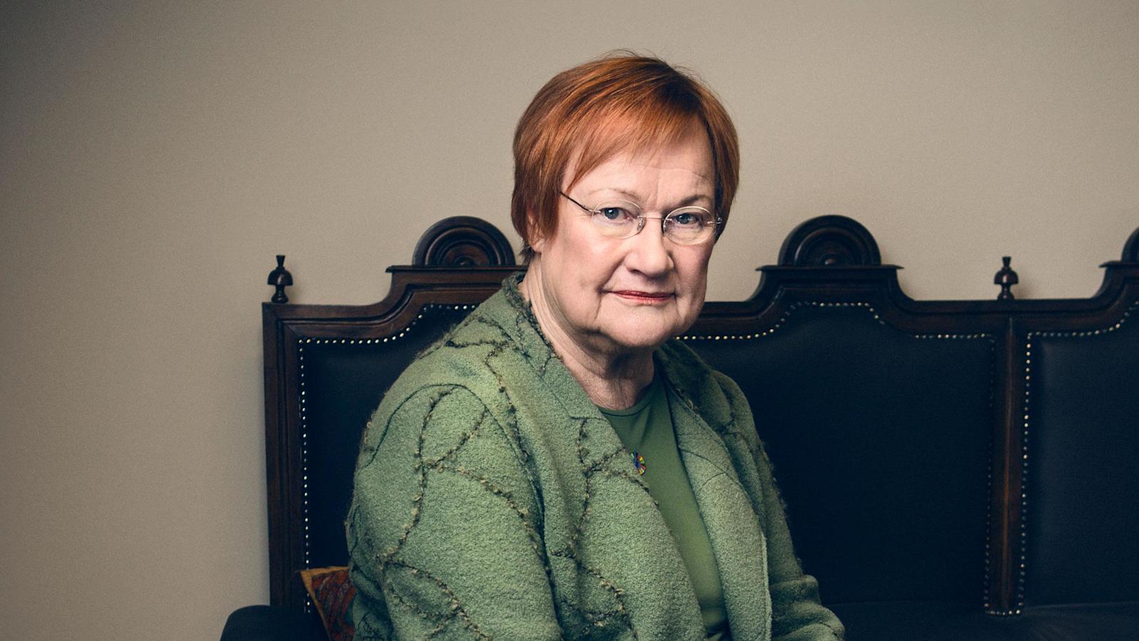 Opiskelijaliikkeessä toimiessaan presidentti Halonen havaitsi yhteisön merkityksen ja ryhtyi työhön tasa-arvon puolesta.