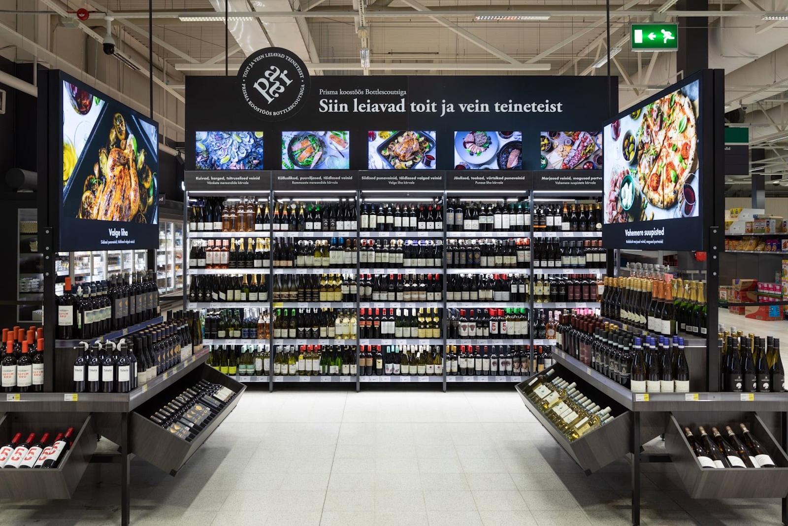 Tallinnassa Prismojen valikoimista löytyy myös viinejä.