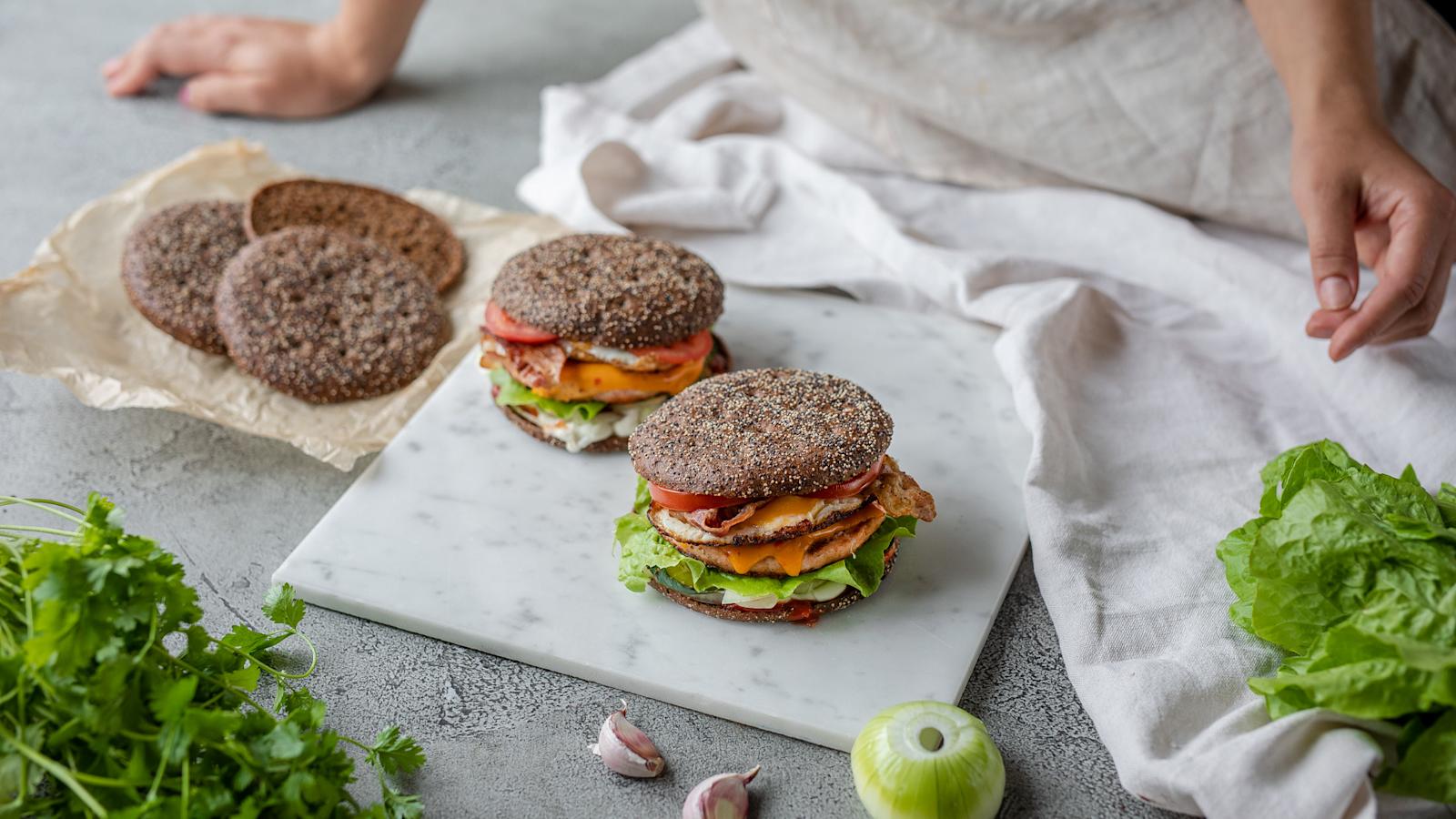 Rukiinen lohipihviburger