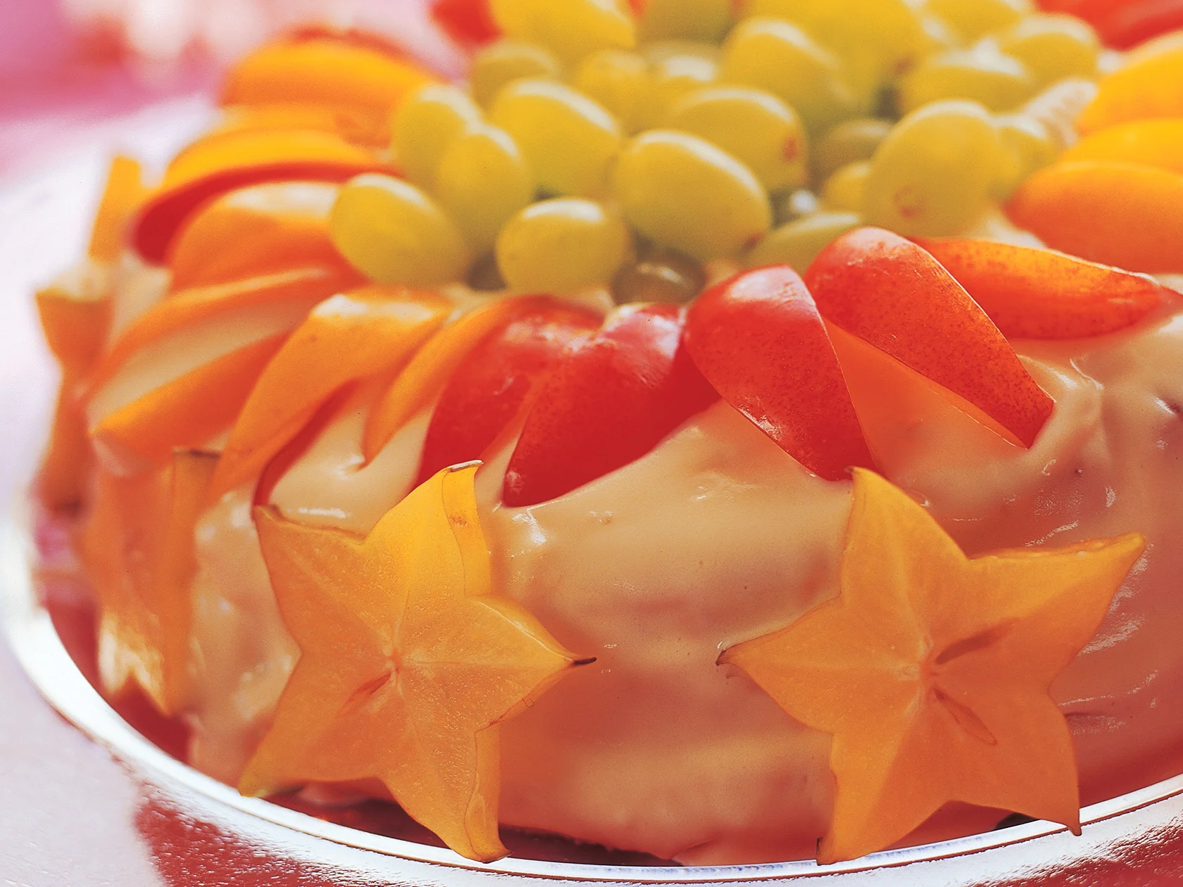 Maidoton täytekakku