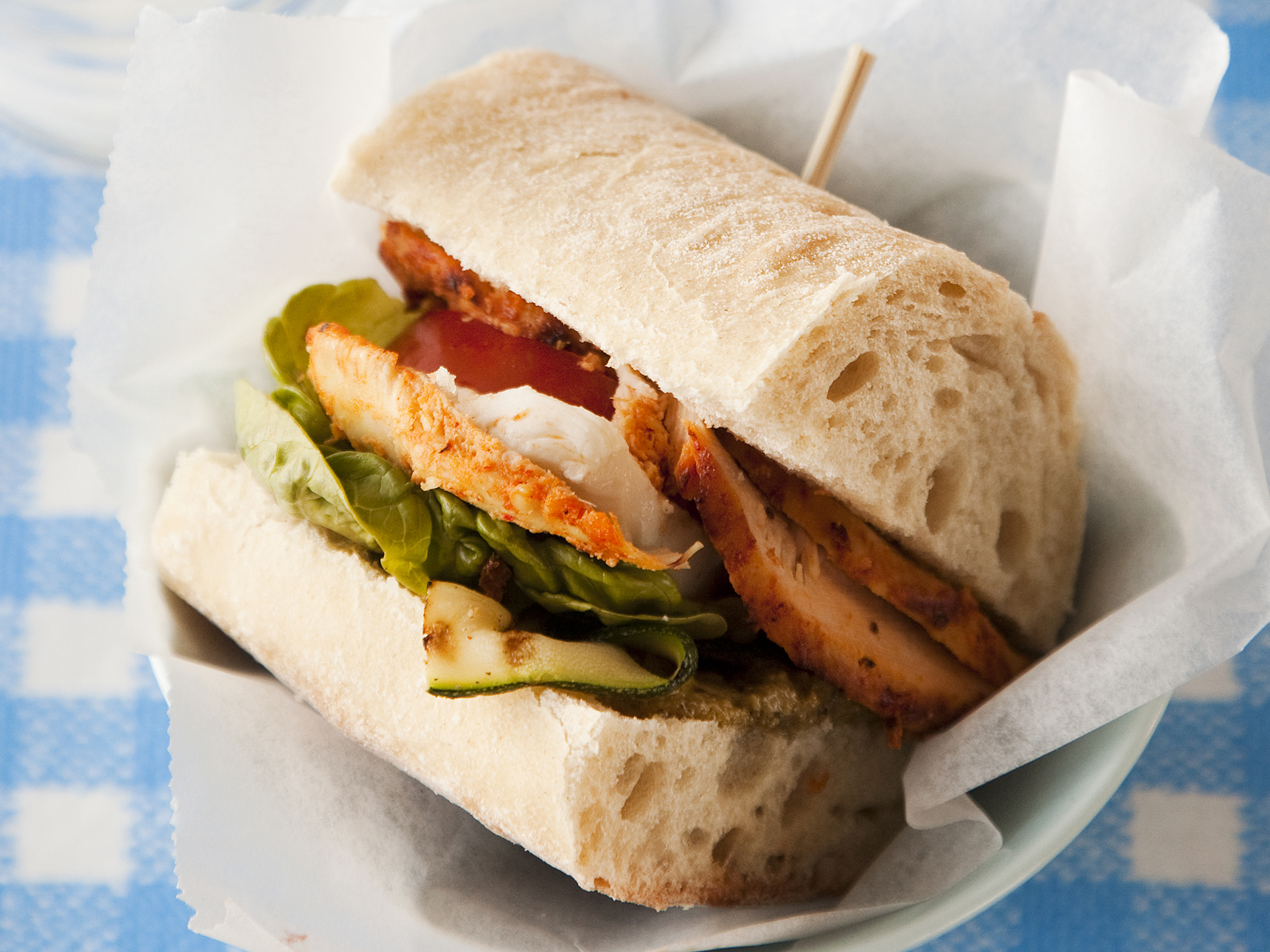 Kana-mozzarellaleivät