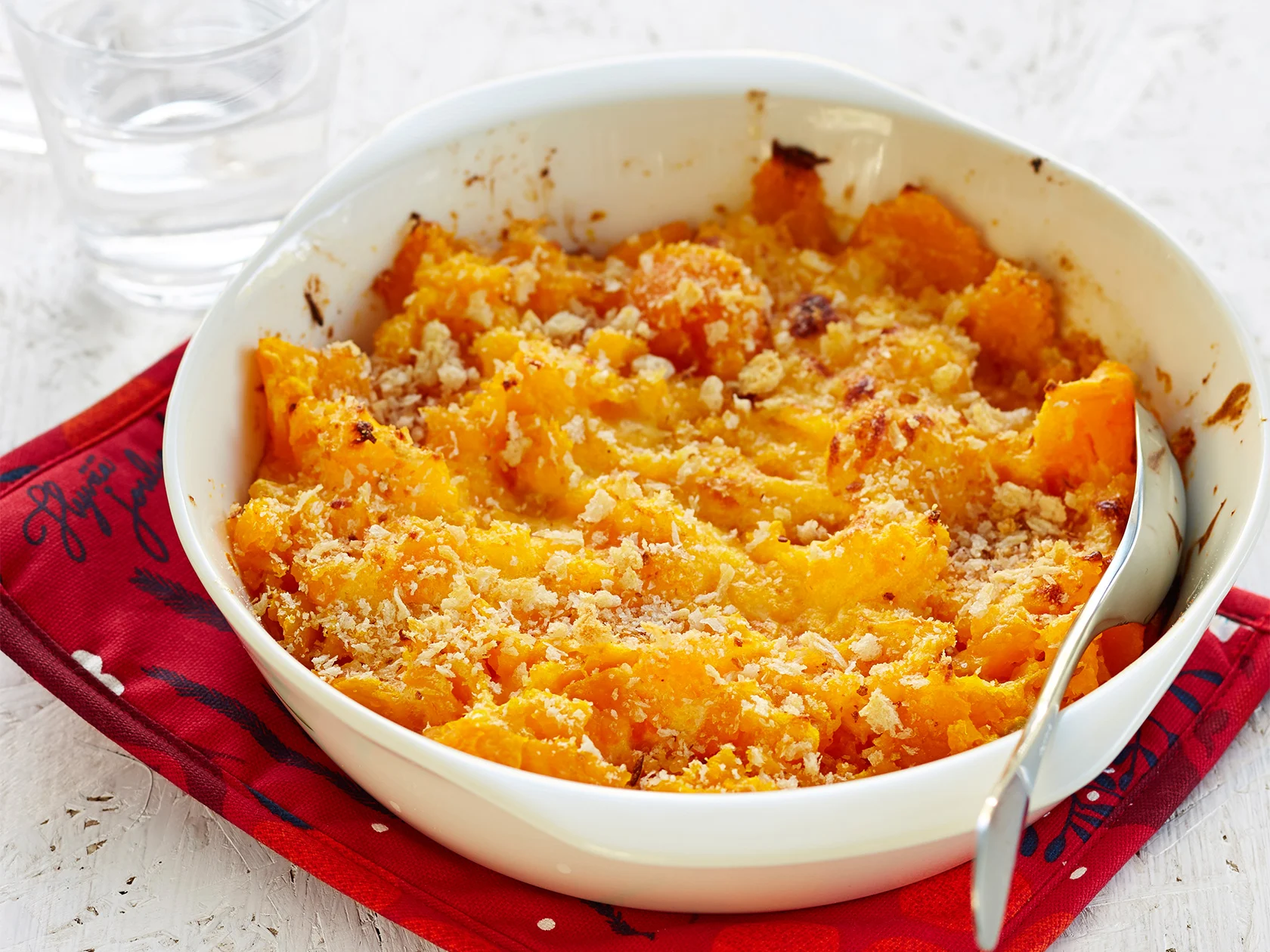 Juustoinen bataattivuoka