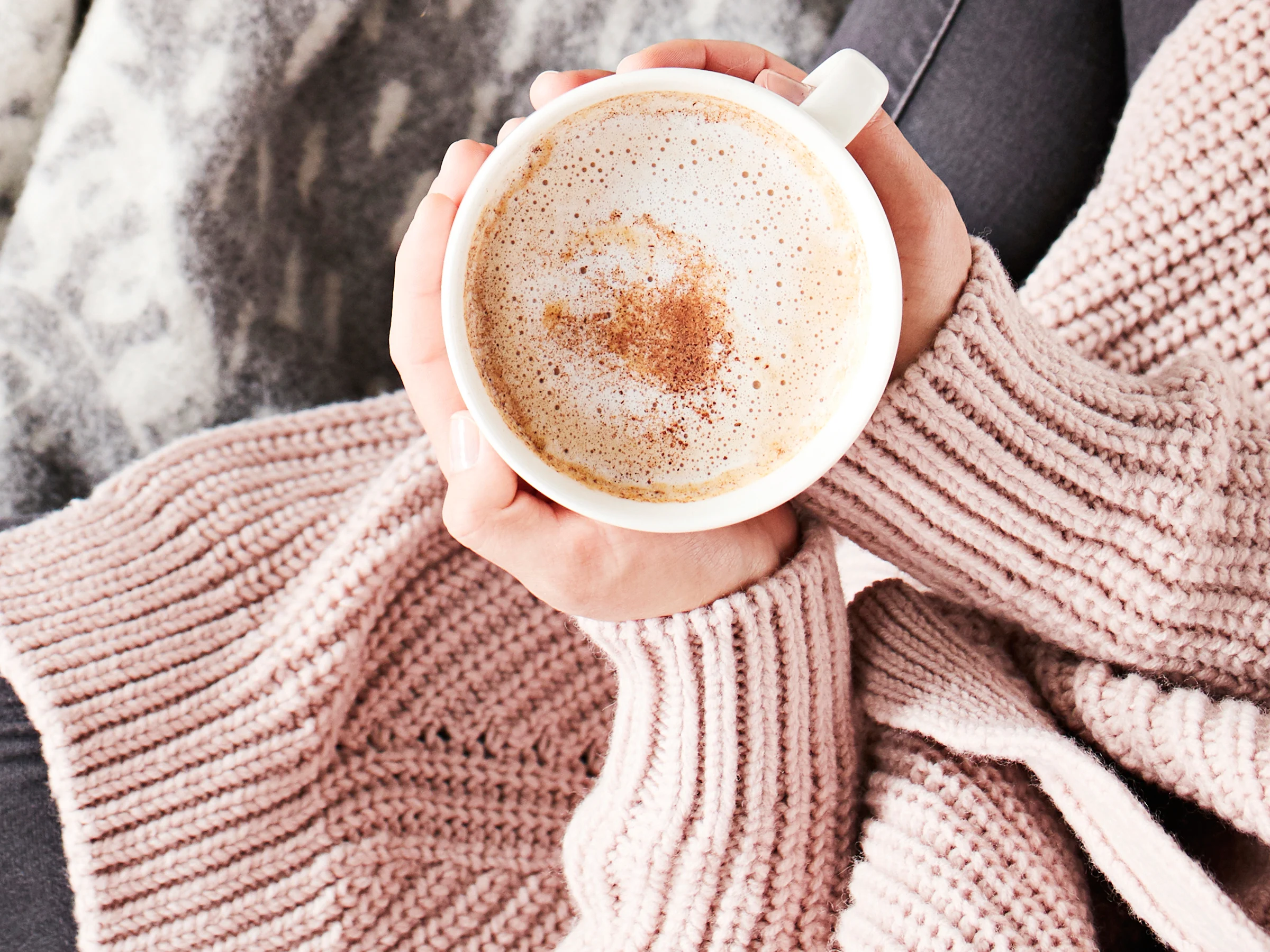 Makean mausteinen kurpitsalatte