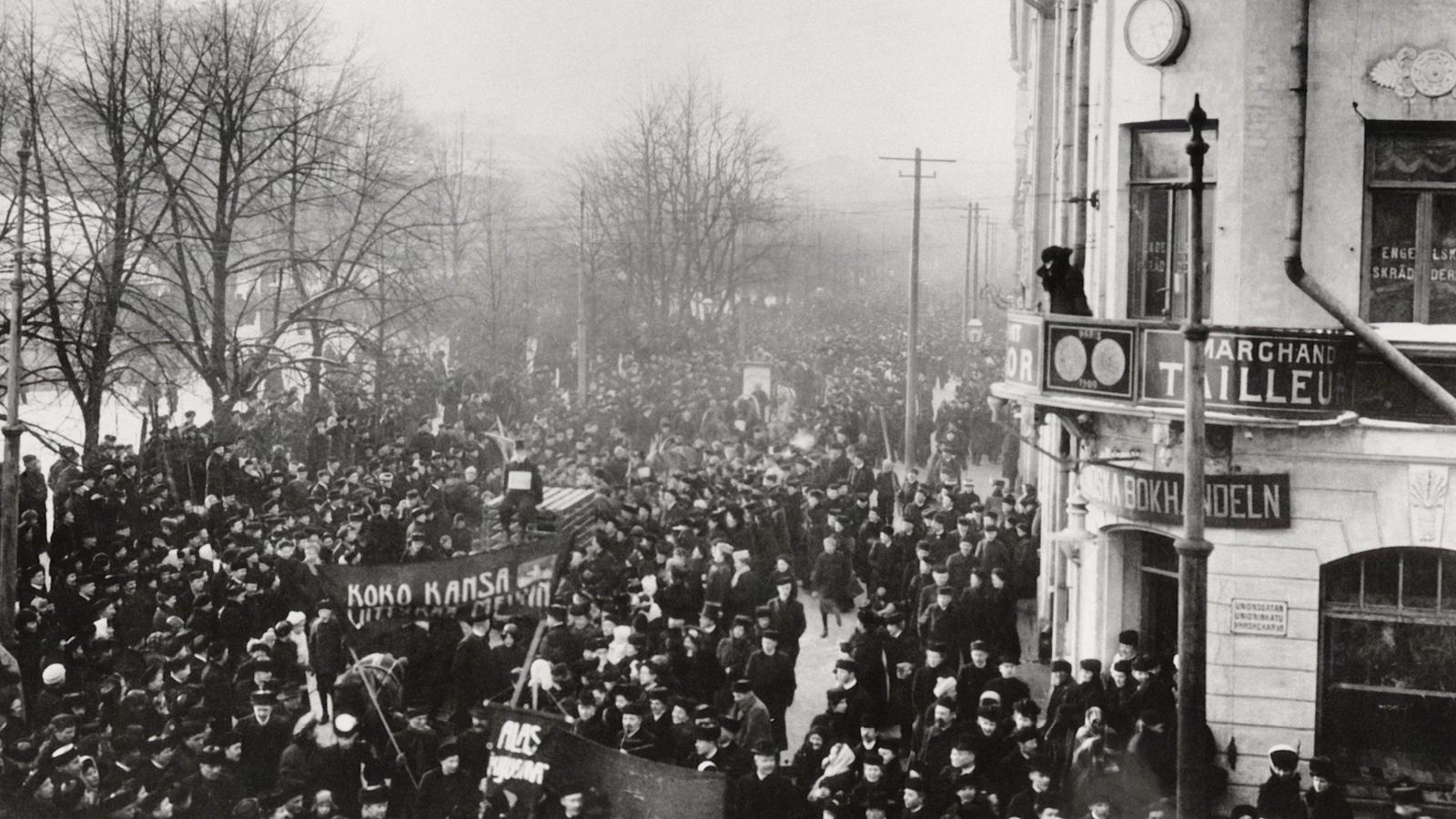 Suurlakko syksyllä 1905