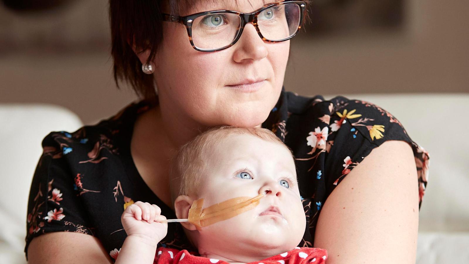 Helmi ja Päivi Silvennoinen saivat apua Uudesta lastensairaalasta