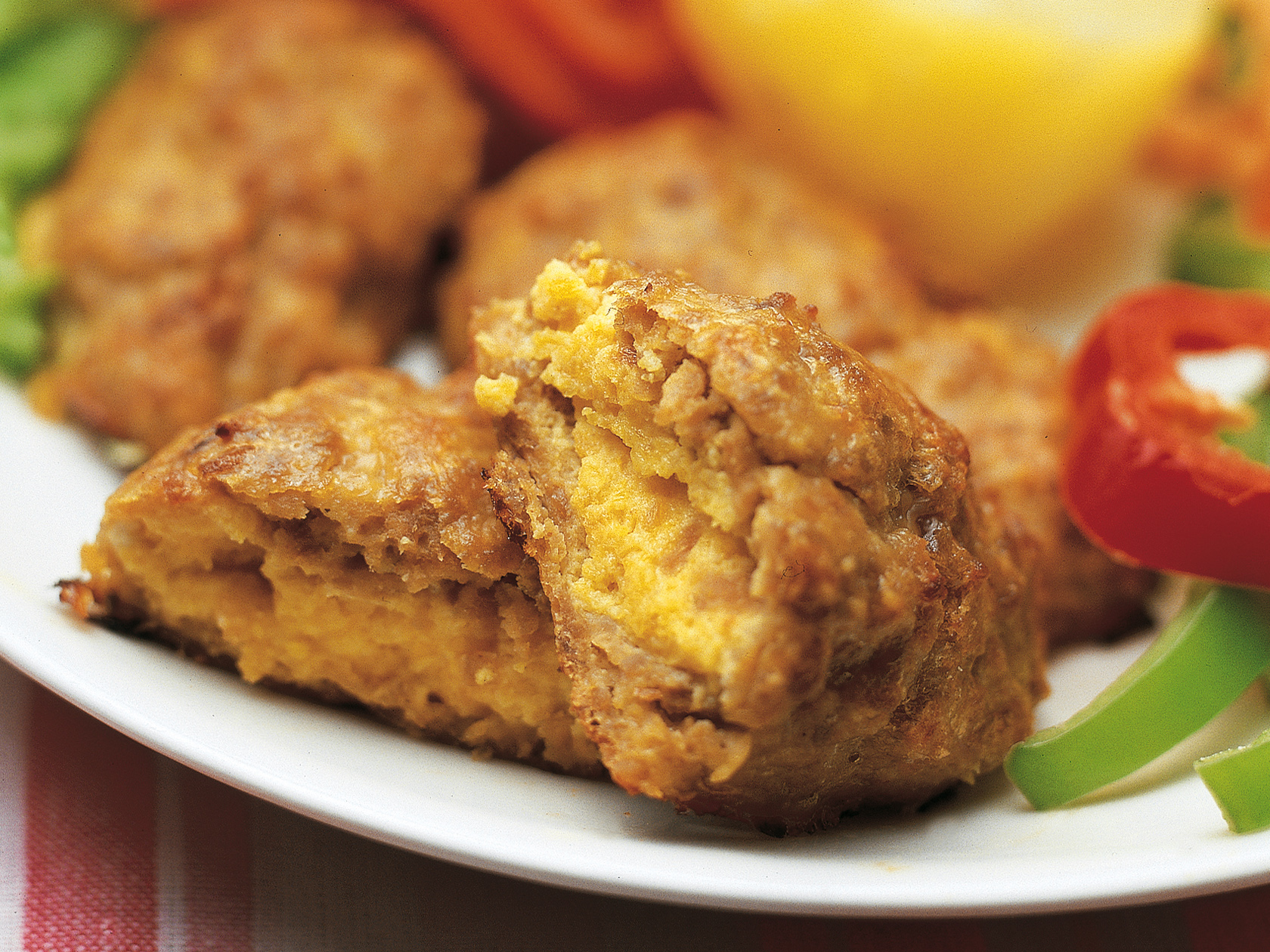 Aprikoosi-vuohenjuusto-possukääryleet