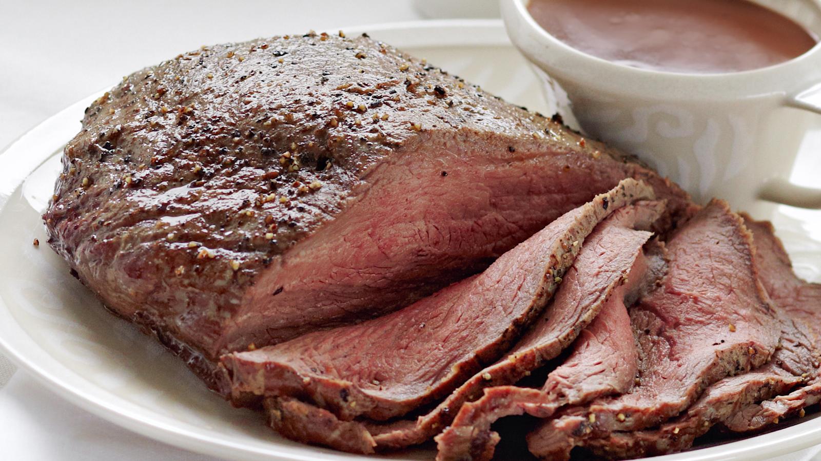 Paahtopaisti ja punaviinikastike