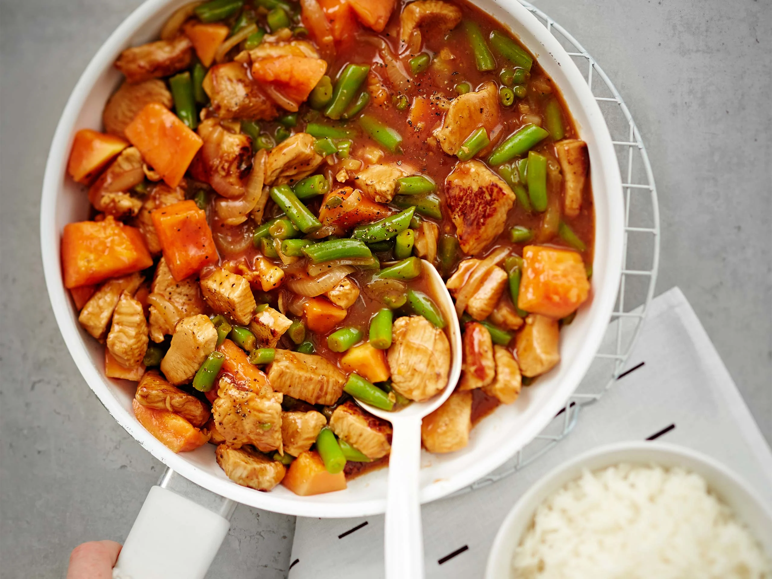 Hedelmäinen kalkkunakastike