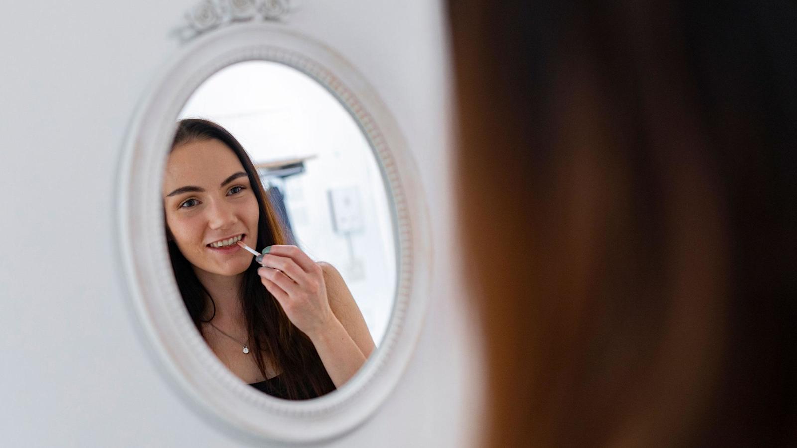 Riikka-Maria Karjalainen ei antanut koulukiusaamisen lannistaa, vaan on tehnyt sinnikkäästi töitä päästäkseen elämässä eteenpäin.