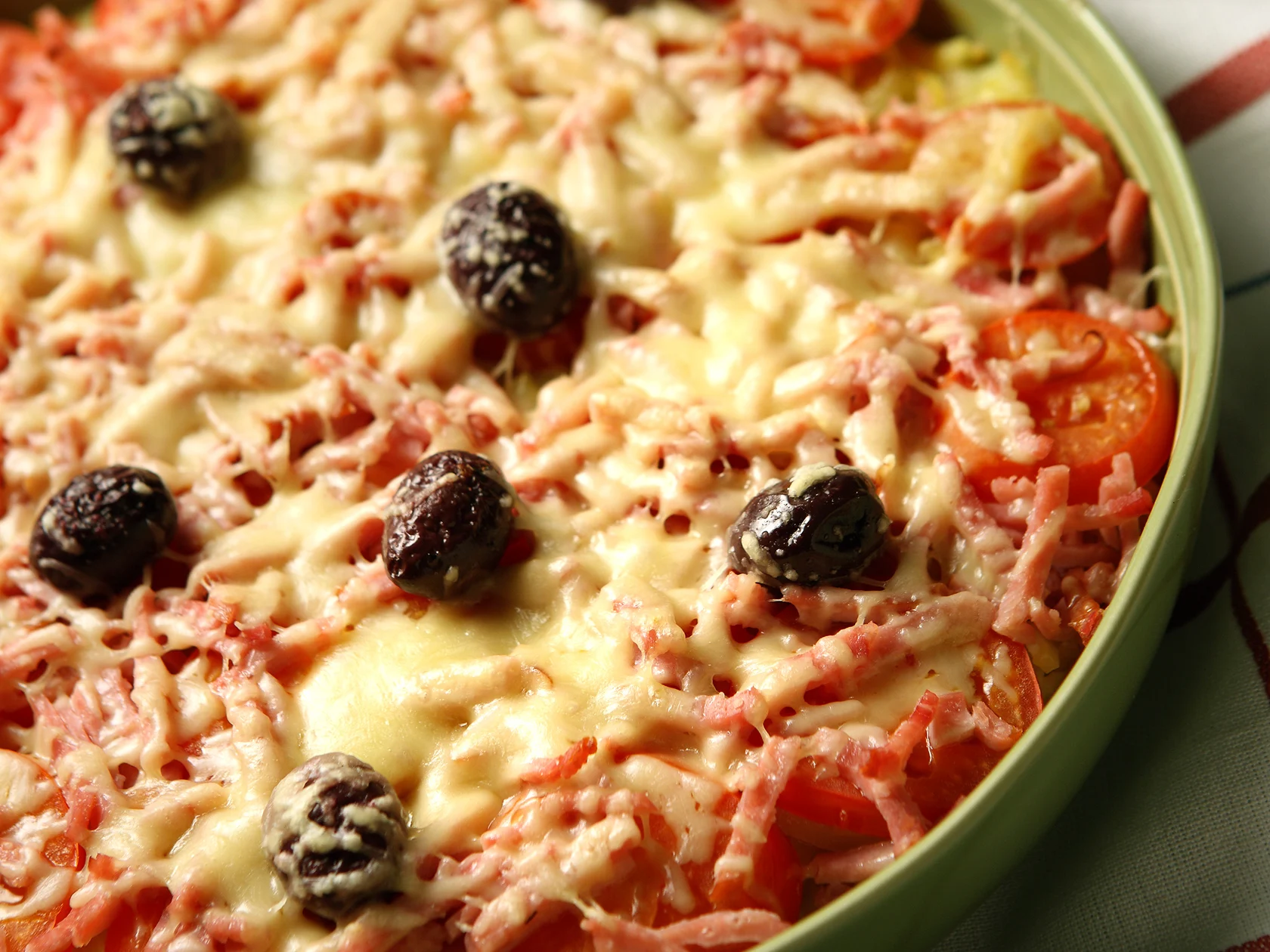 Perunainen pizzapaistos