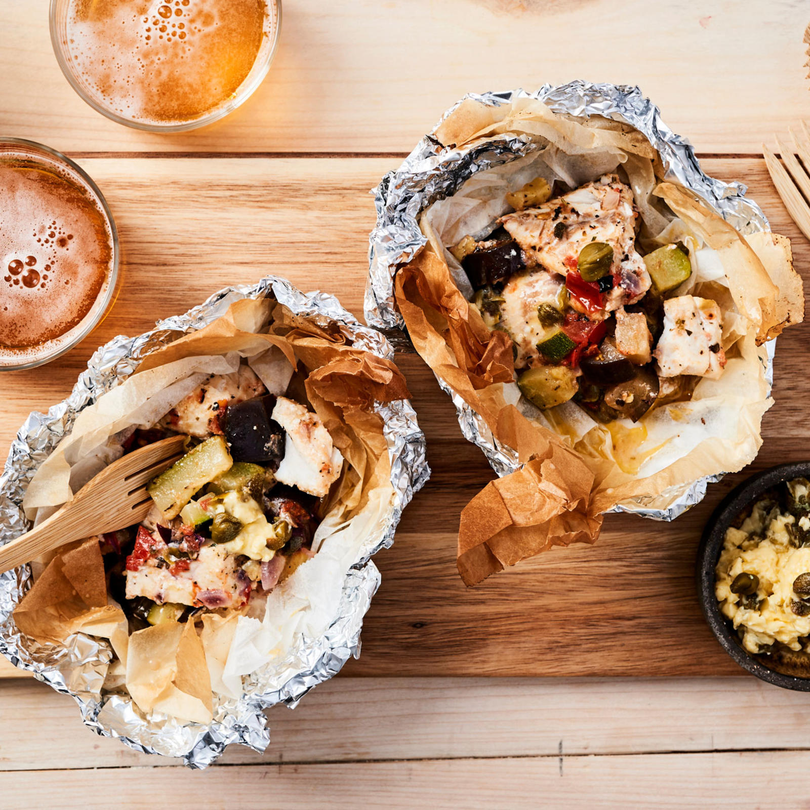 Grilliratatouille ja kuhaa kaprisvoilla