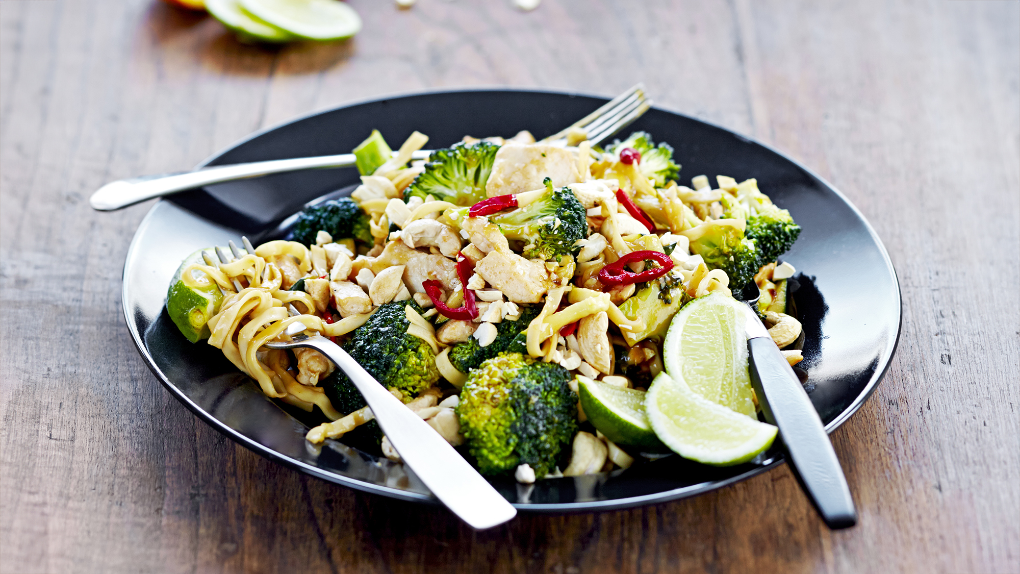 Broileri-parsakaaliwokki