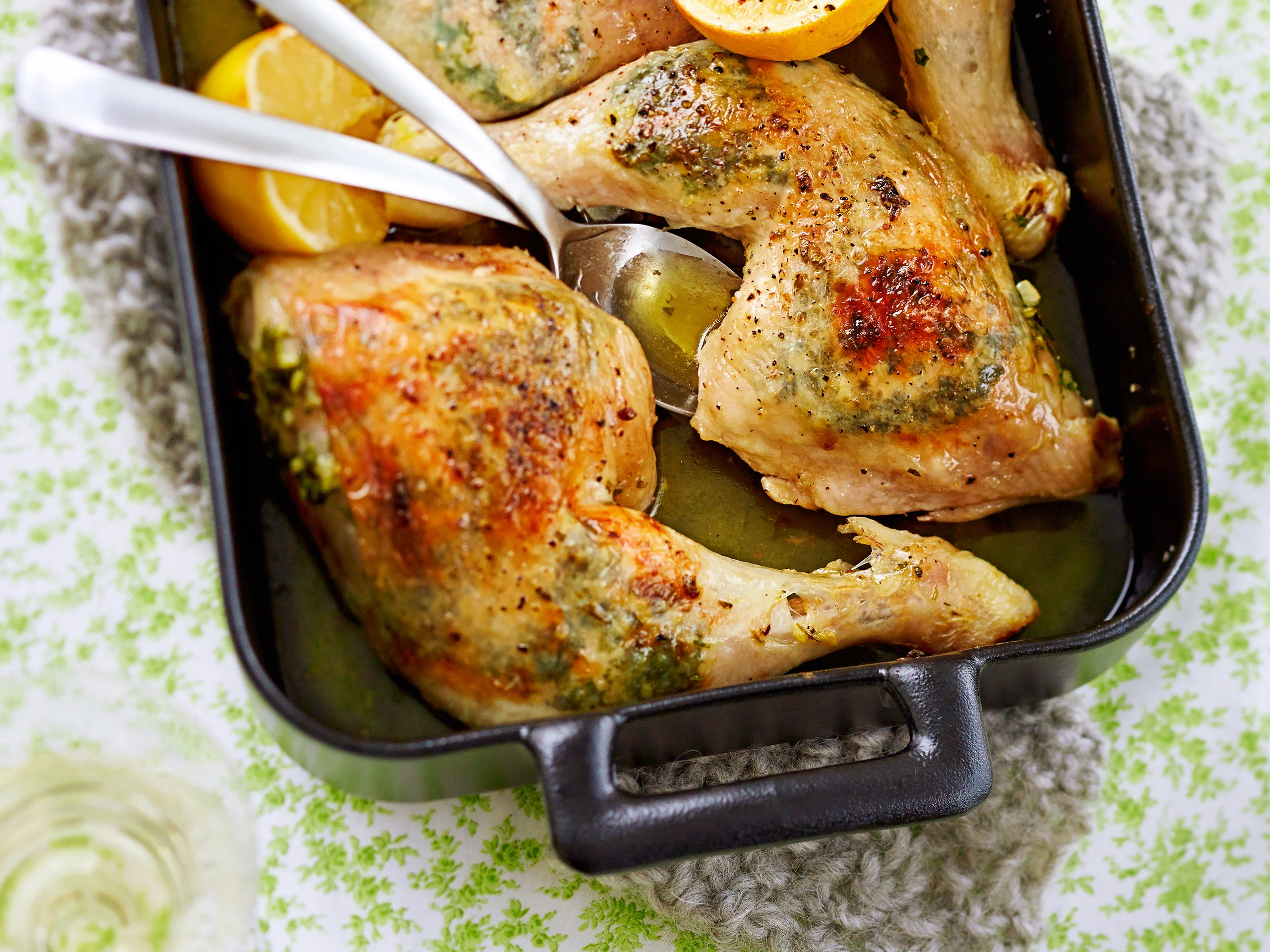 Yrttimaustetut broilerinkoivet