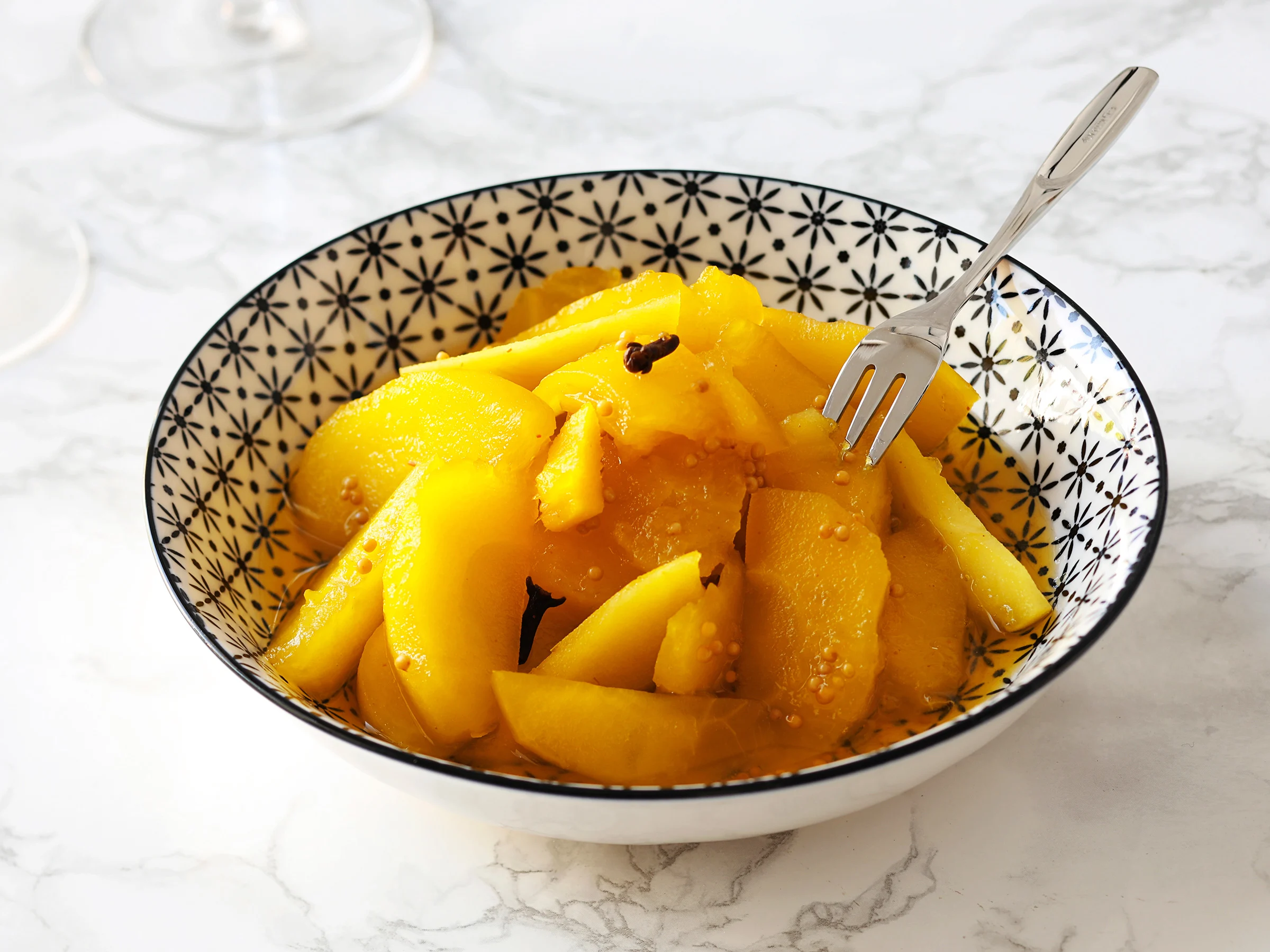 Pikkelöidyt omenalohkot