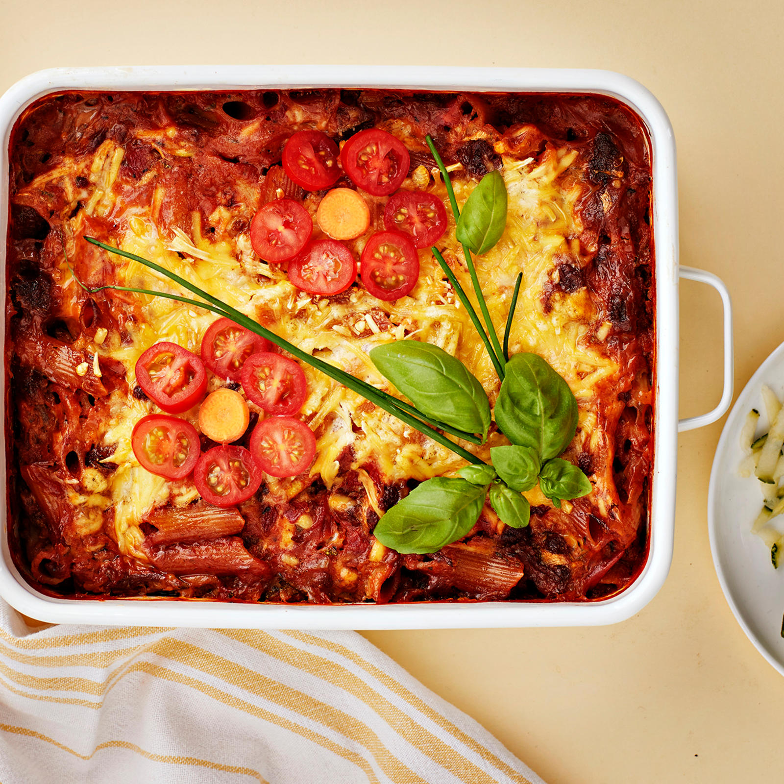 Nyhtökaurapasta uunissa