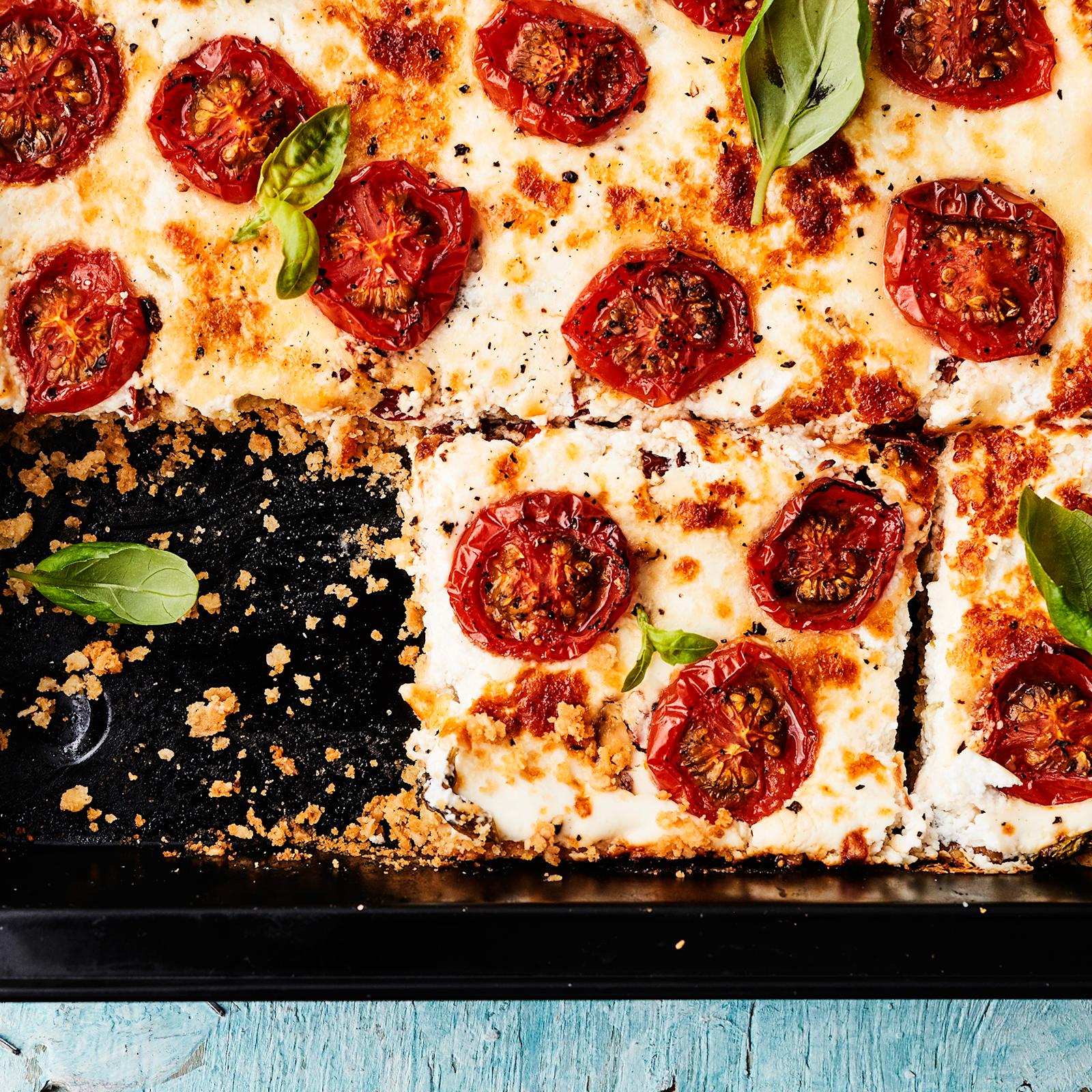 Kauraisa tomaatti-vuohenjuustopiirakka