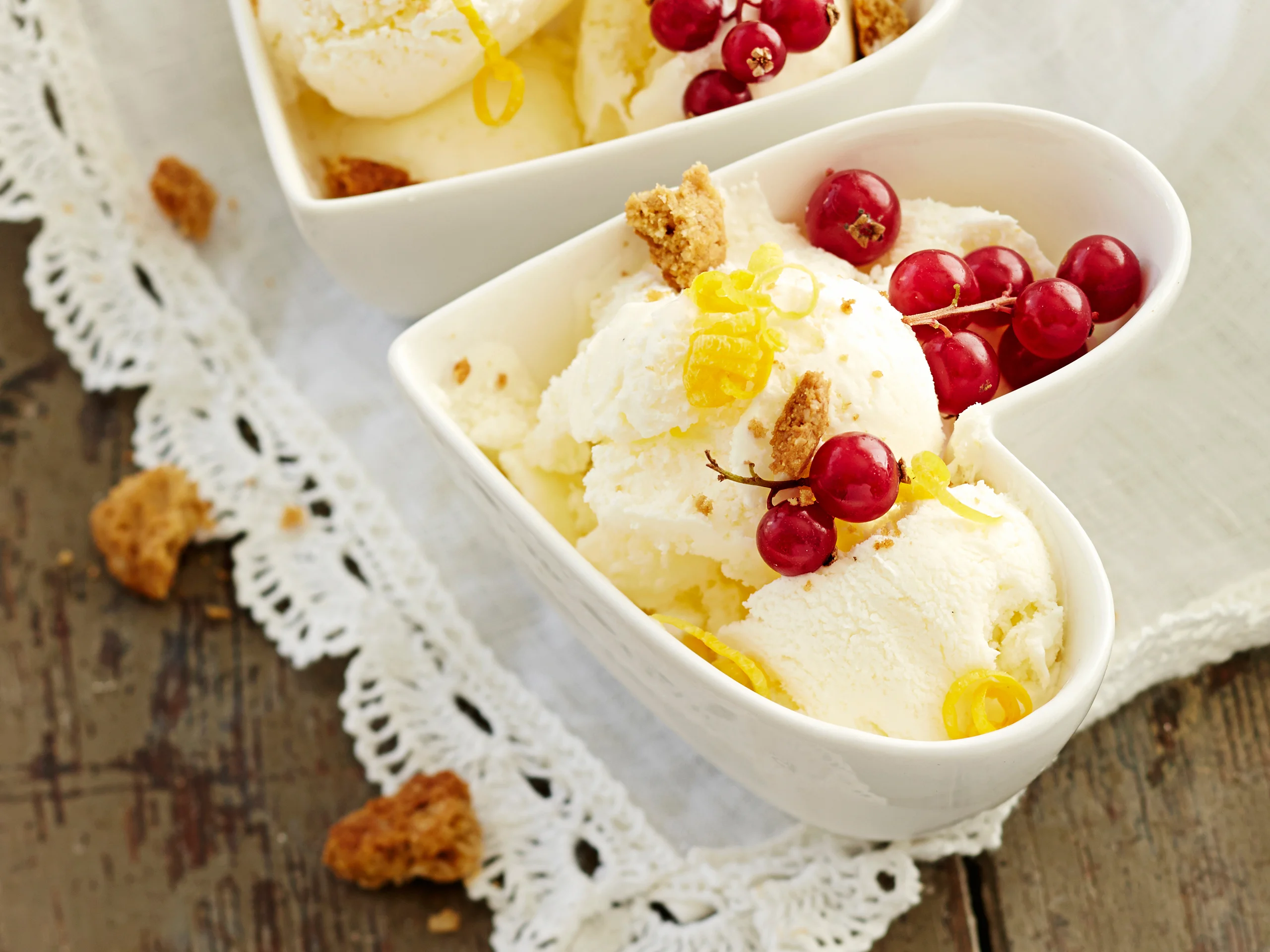 Sitruuna-jogurttiserbetti