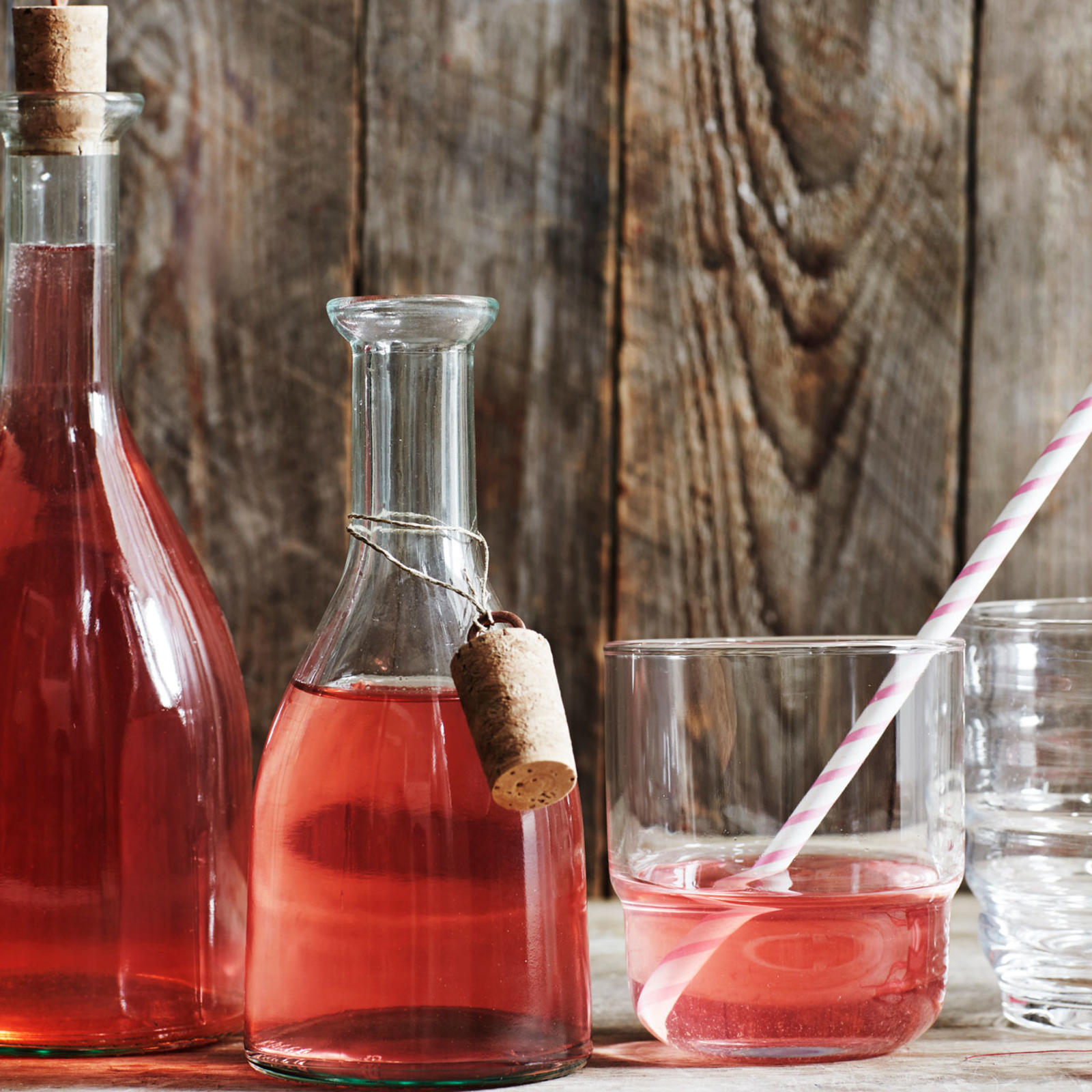 Helppo raparperimehu