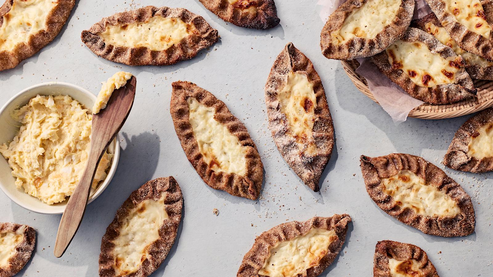 Perinteiset karjalanpiirakat