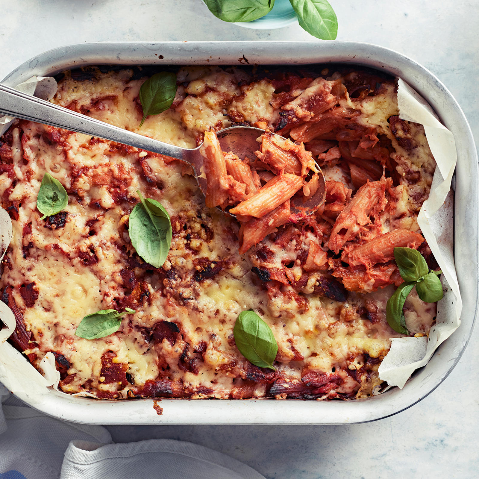 Tonnikalapasta uunissa