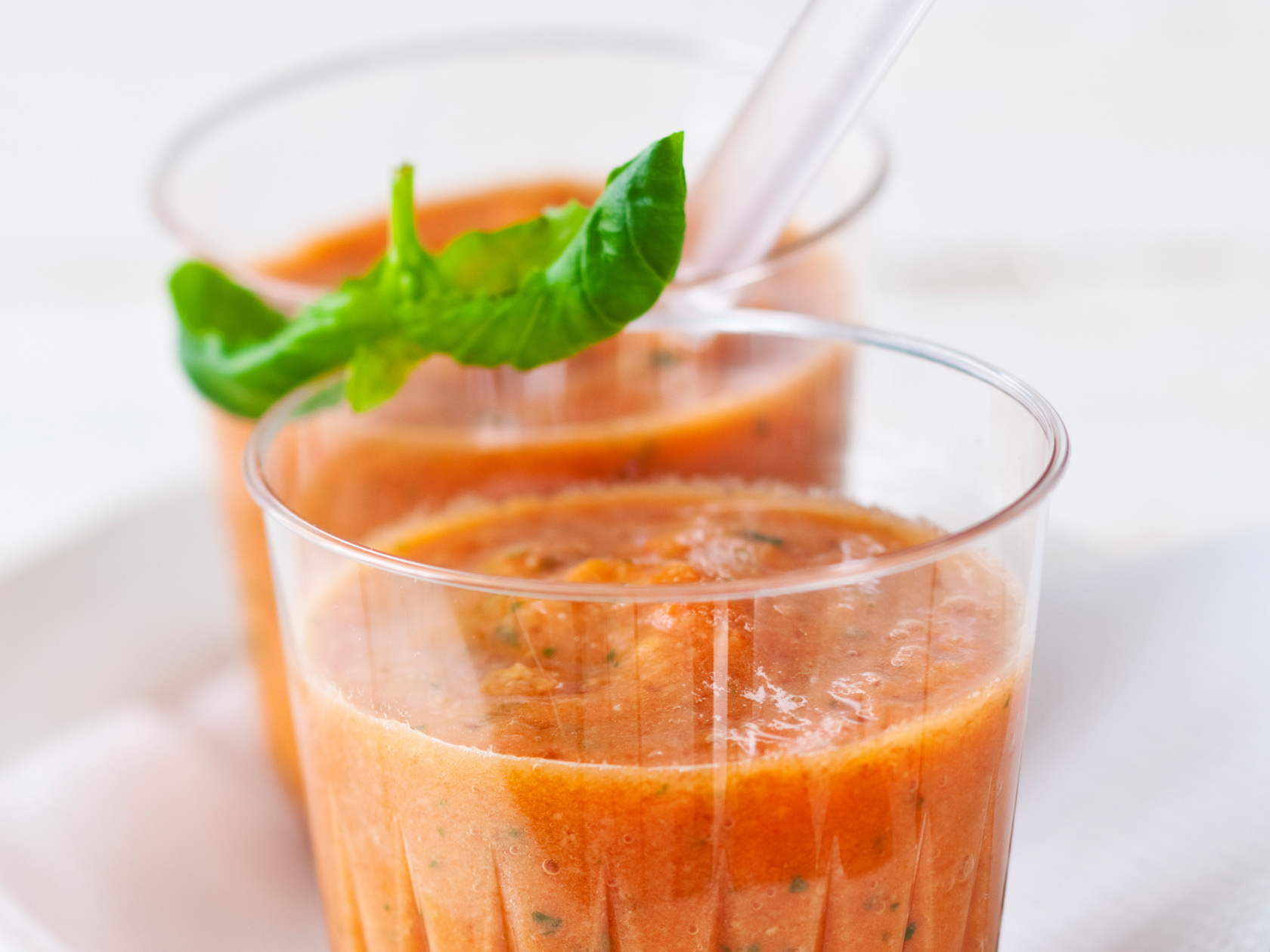 Tuore tomaattikeitto