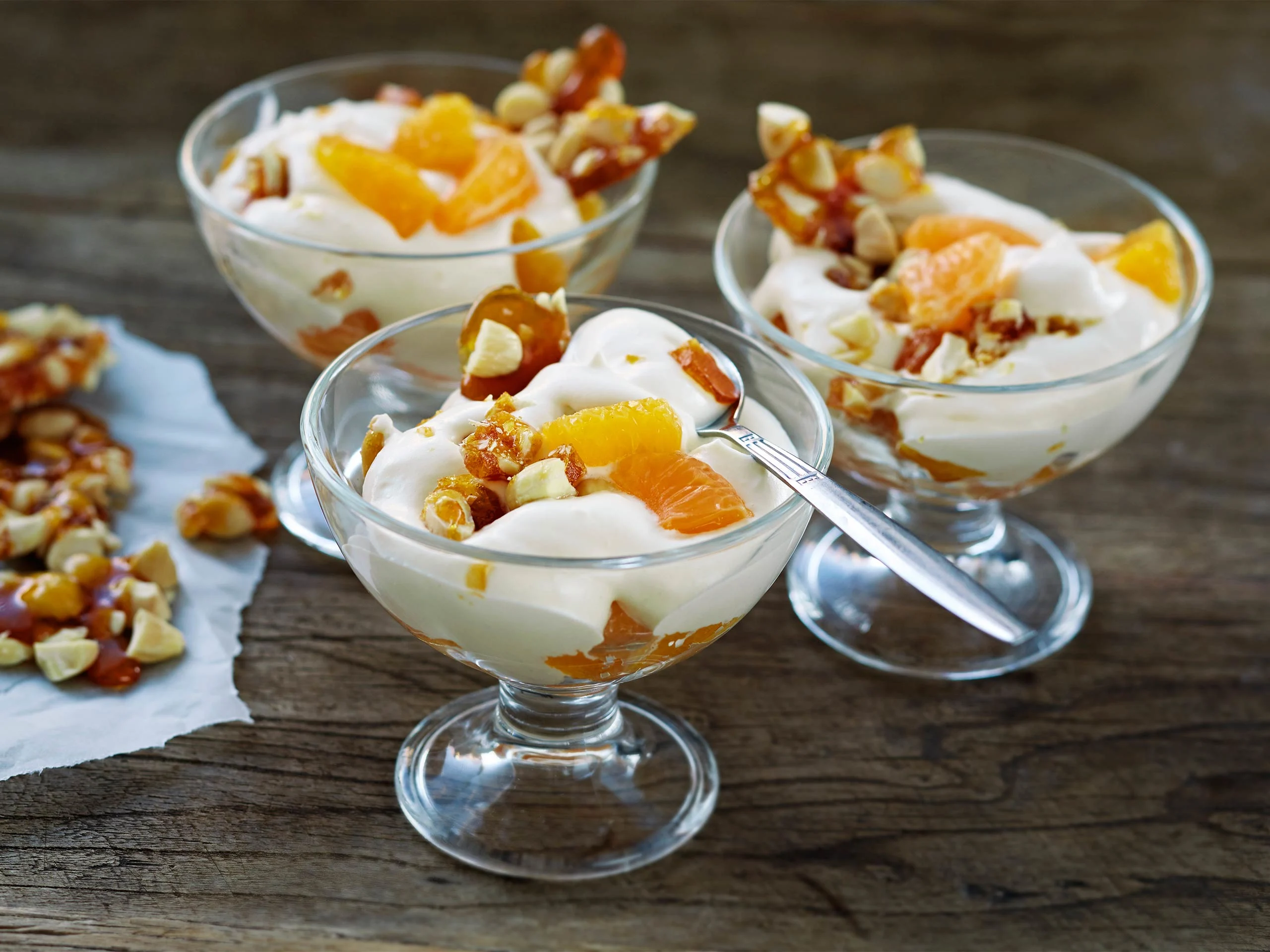 Appelsiini-mandariinijälkiruoka