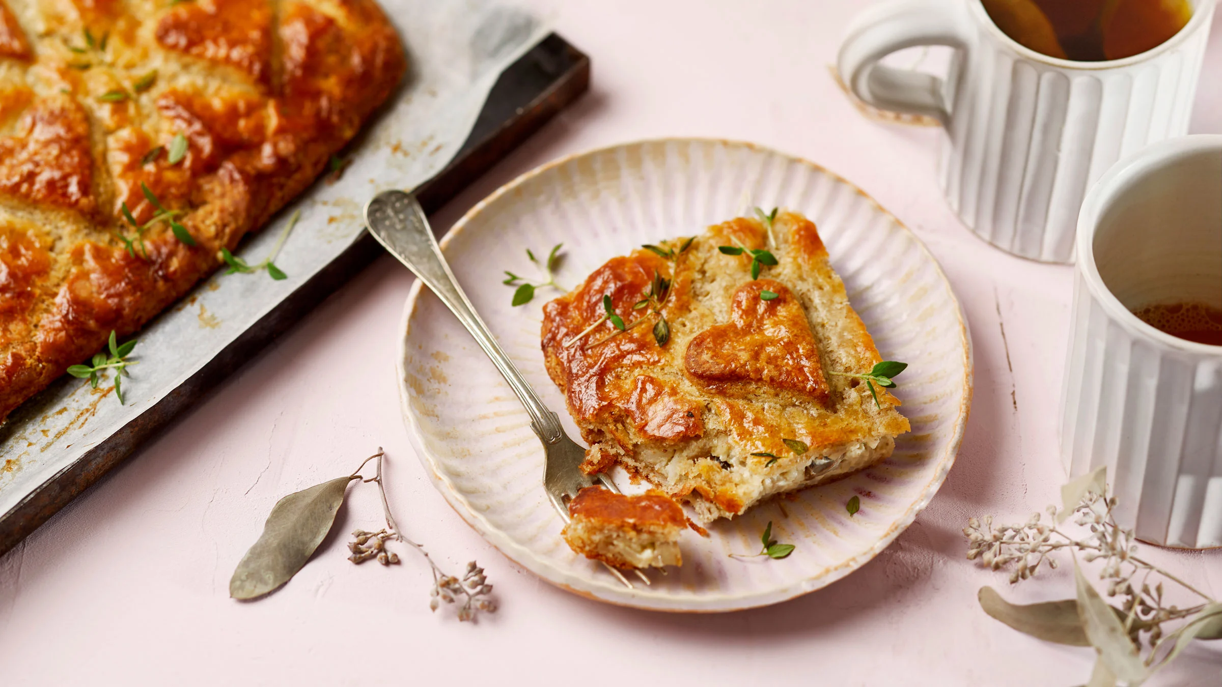 Sieni-sinihomejuustopiirakka