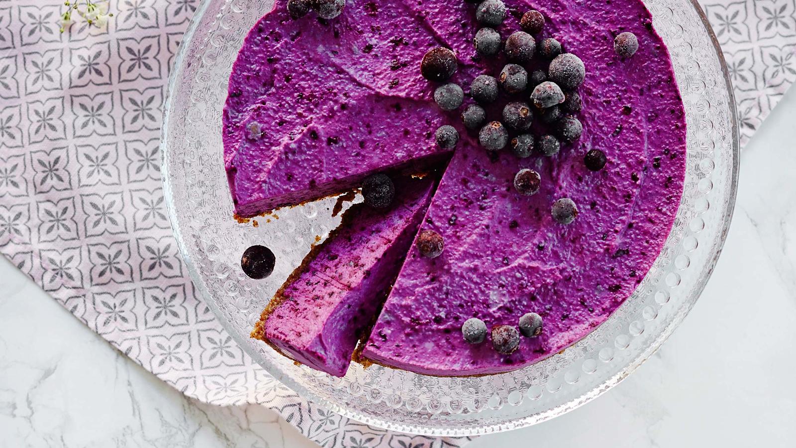 Herukkainen raakakakku