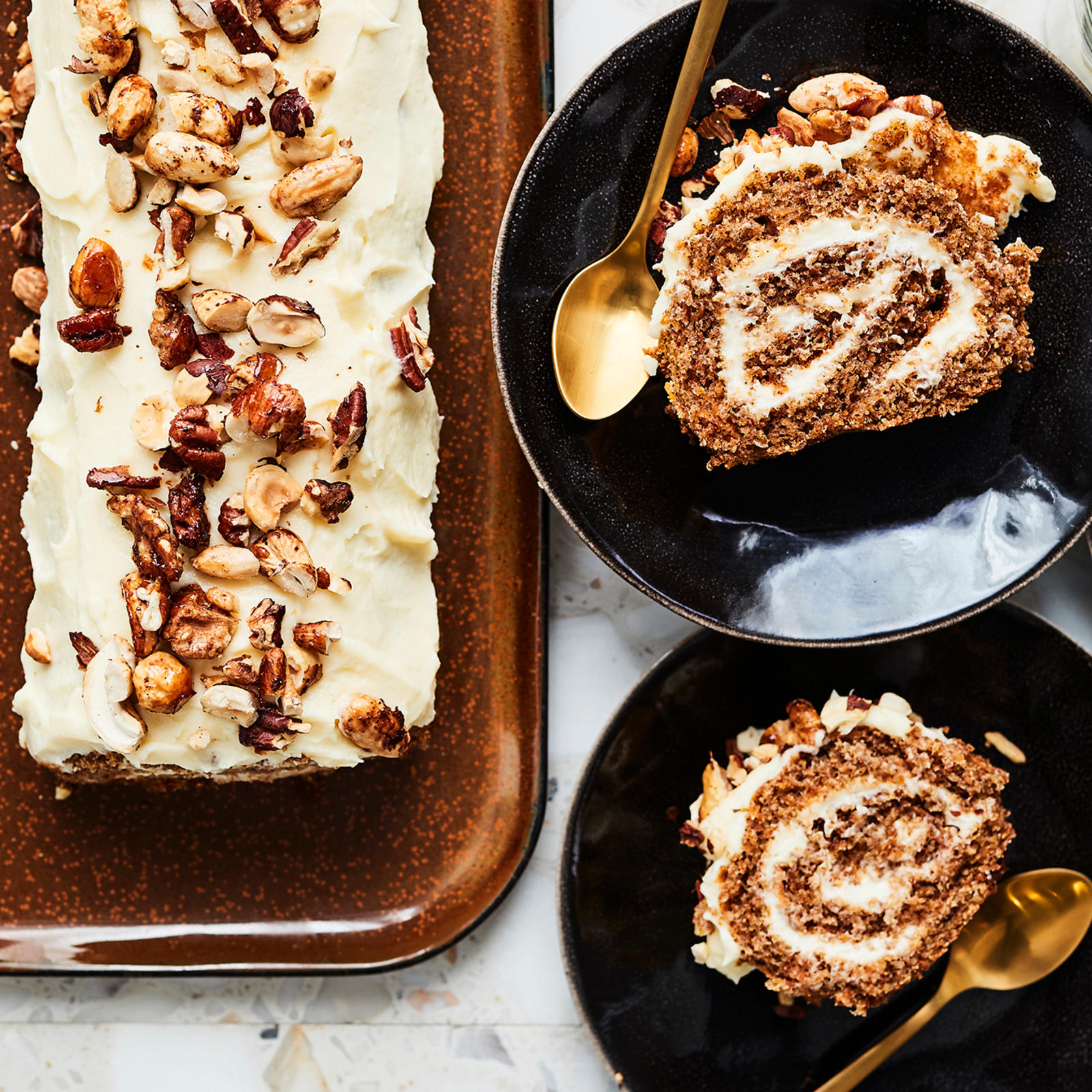 Rukiinen porkkanakakkukääretorttu