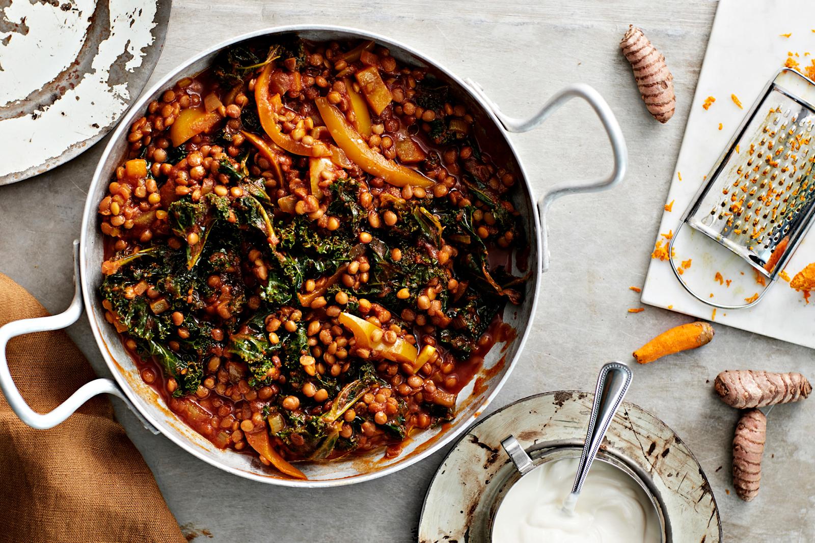 Terveellinen lehtikaali-linssipata