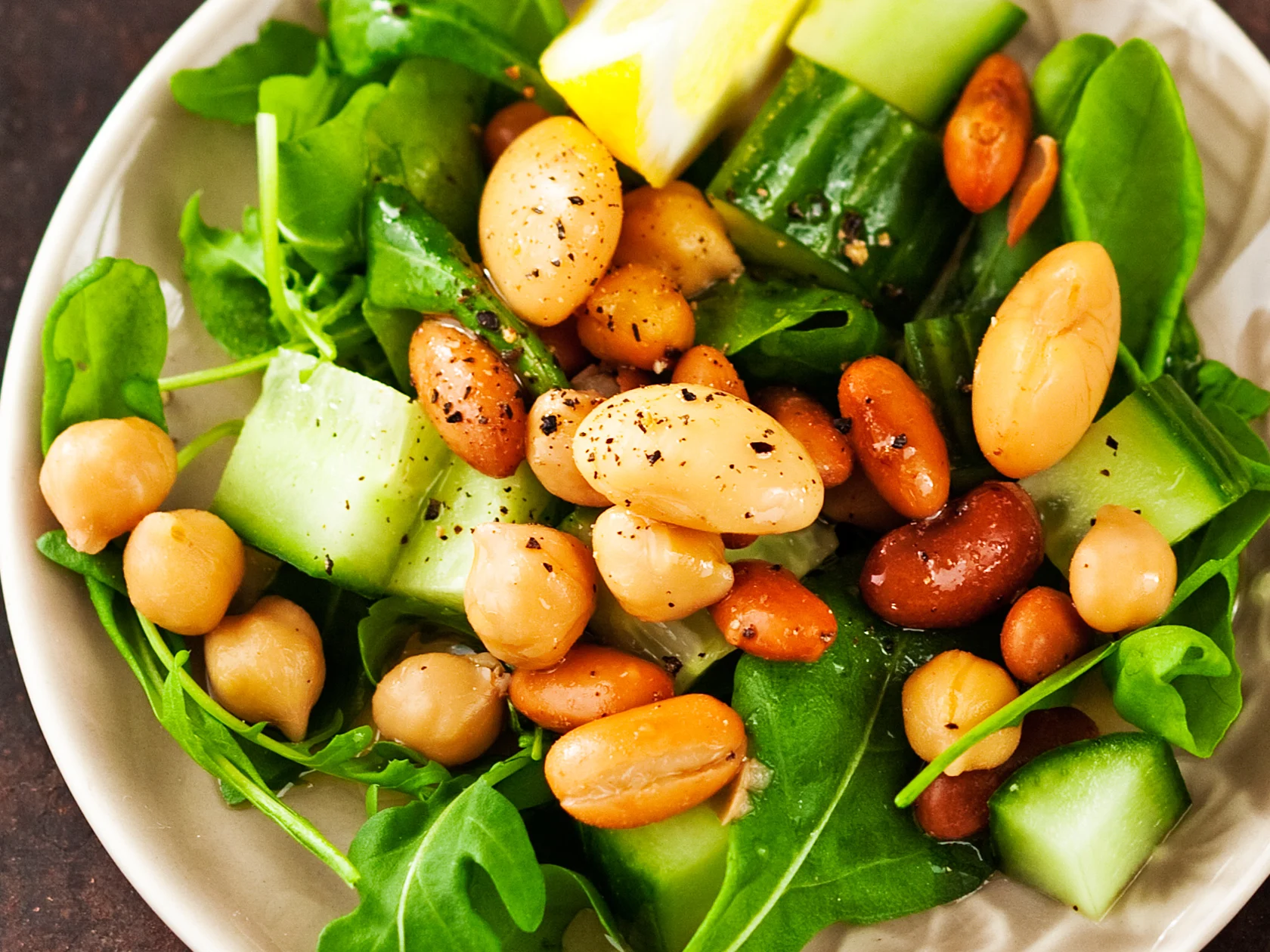 Papusalaatti ja sitruunakastike