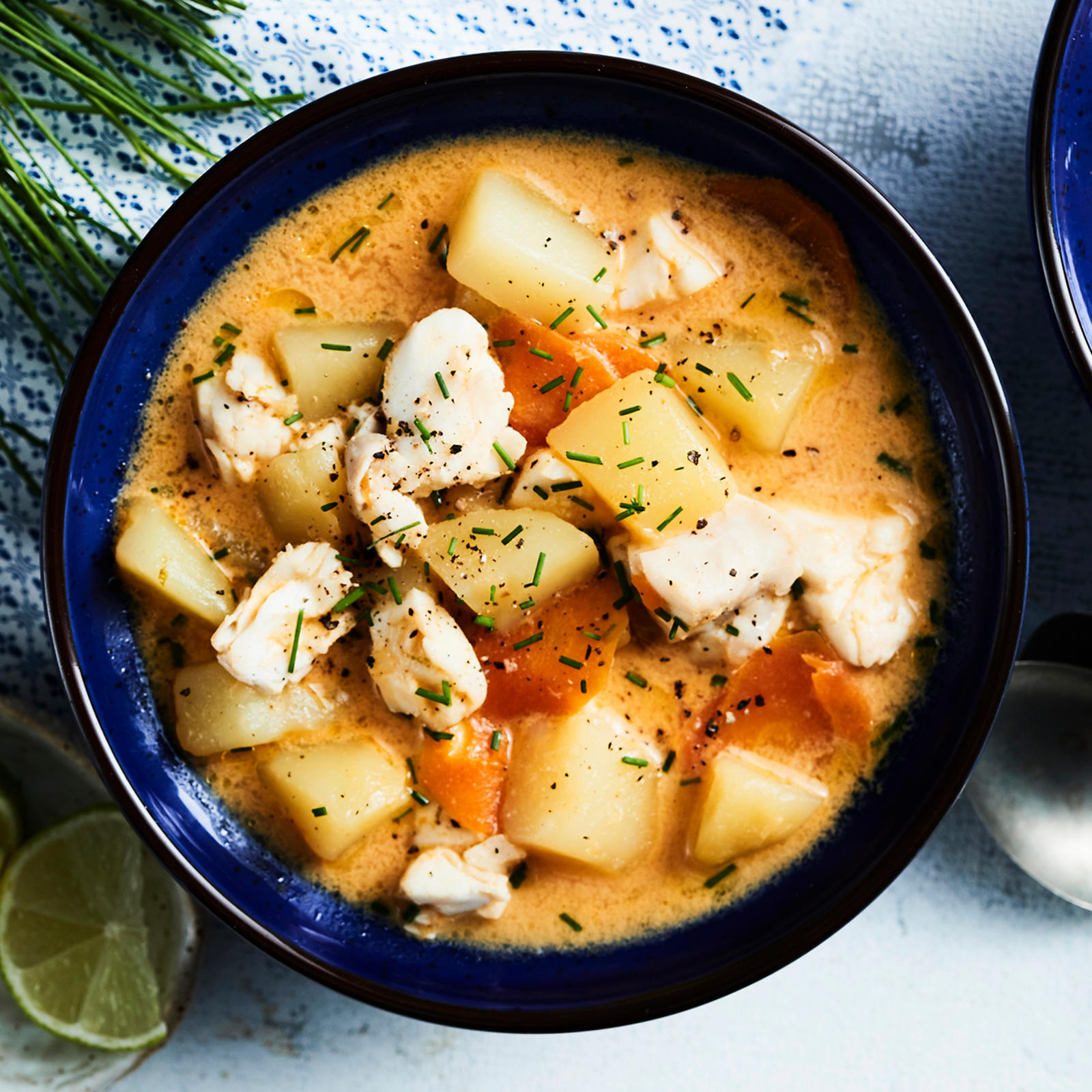 Thaimaalainen kalakeitto