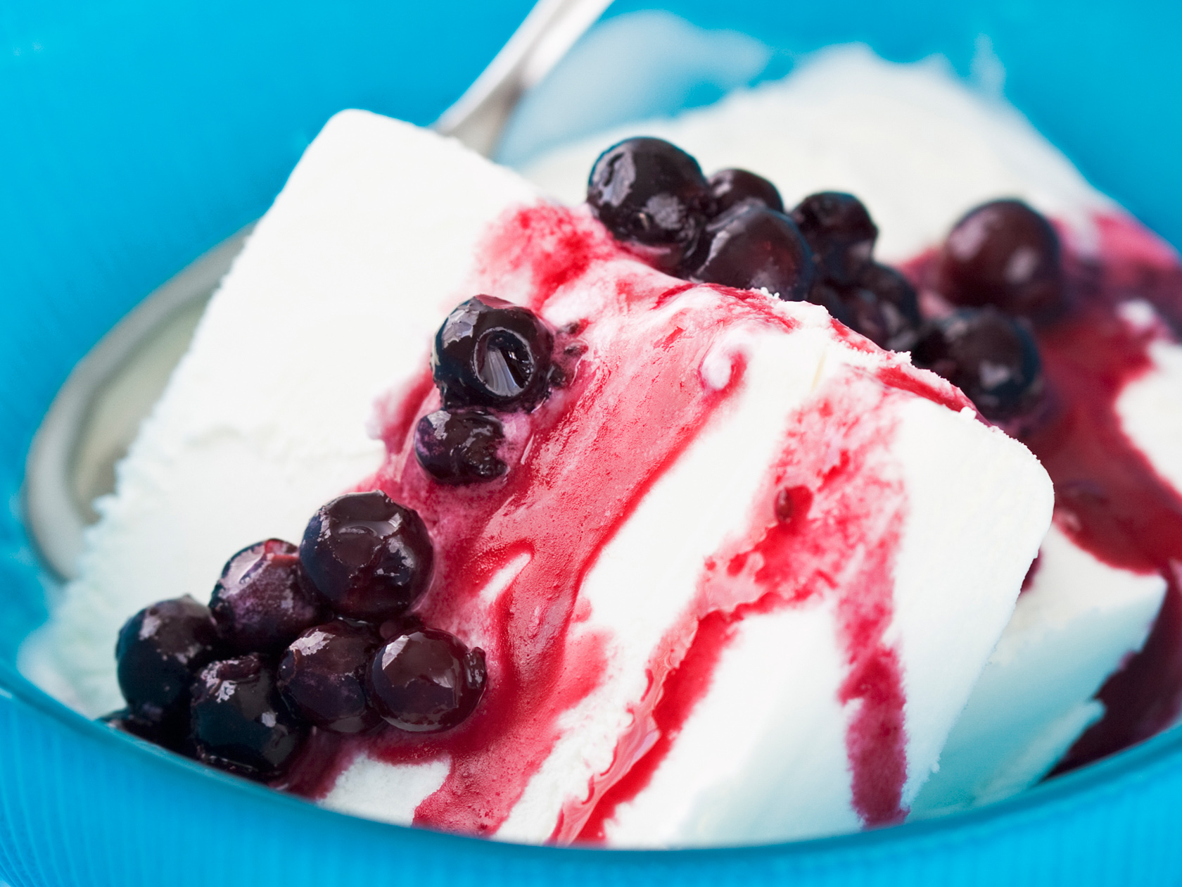 Helppo mustaherukkahilloke