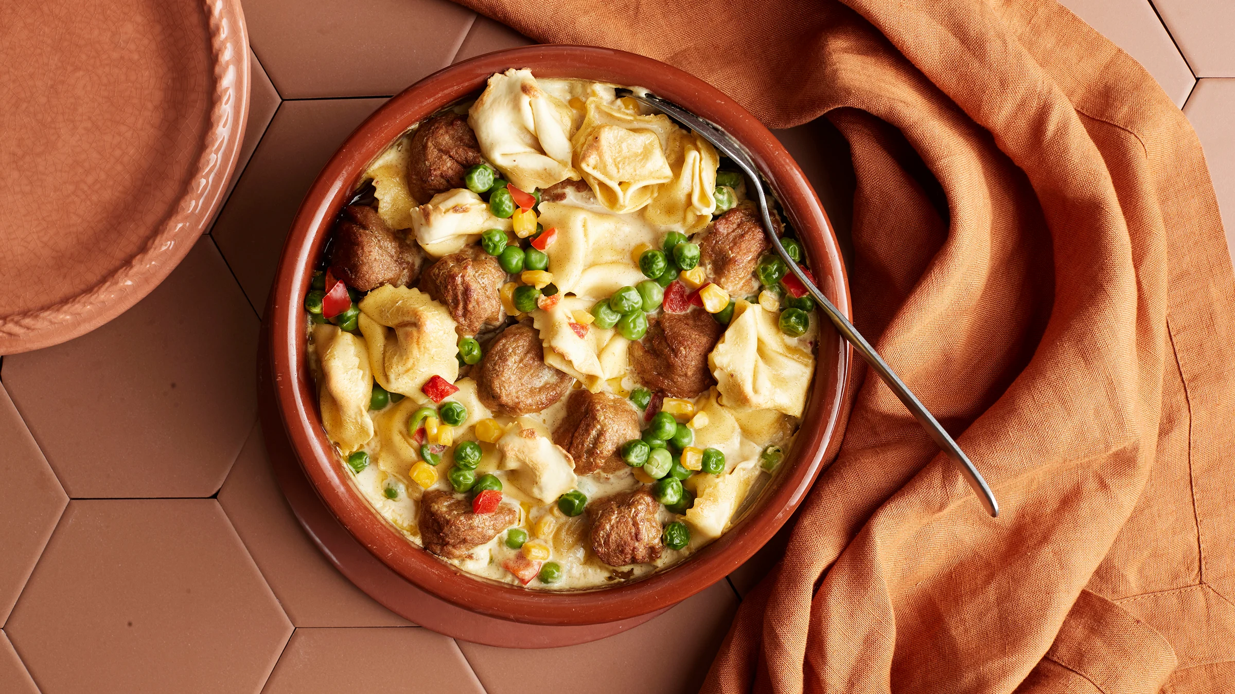 Nopea lihapulla-uunipasta