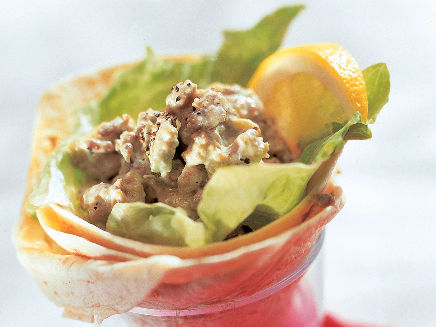 Tortillat kana-avokadotäytteellä